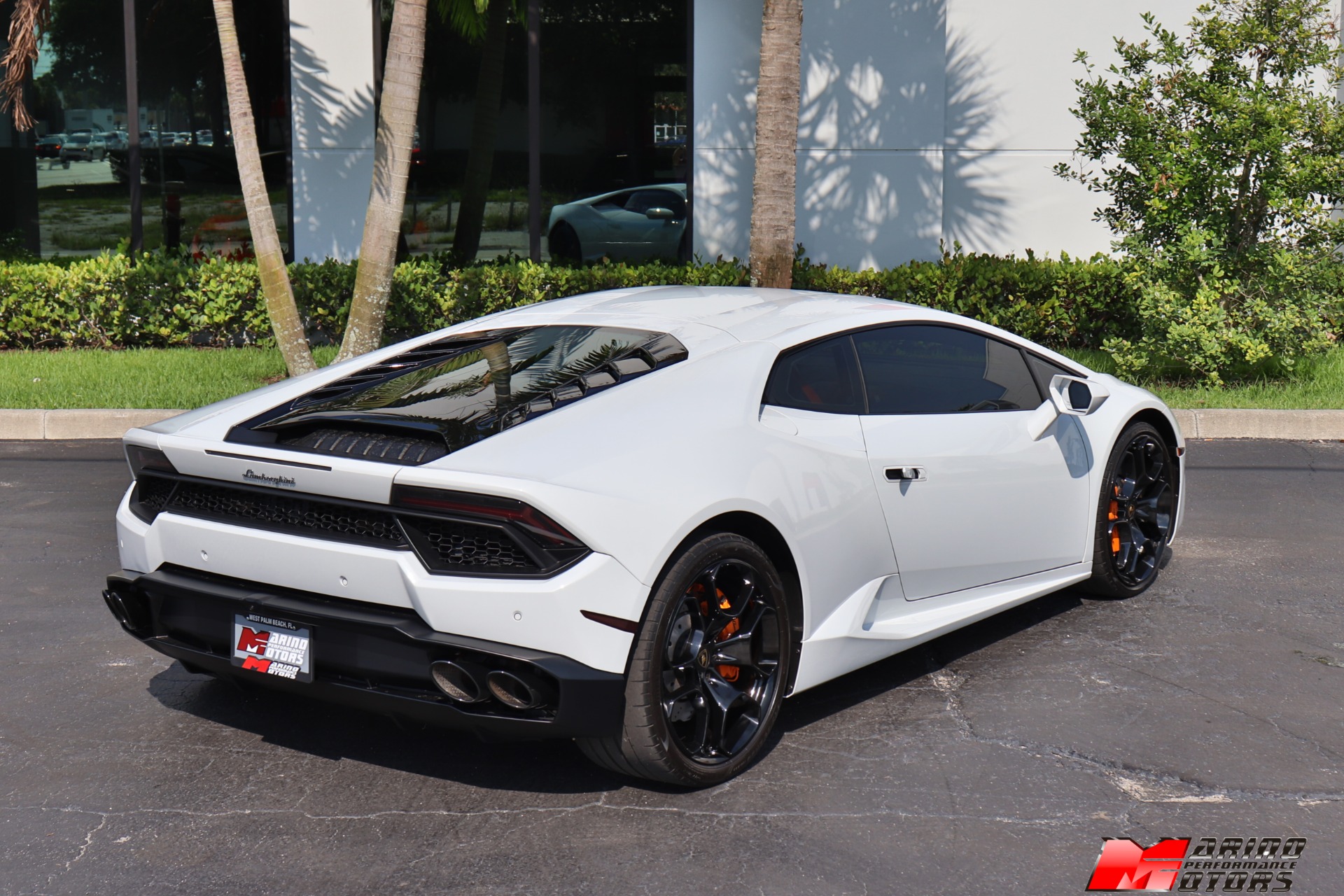 Used-2018-Lamborghini-Huracan-LP-580-2