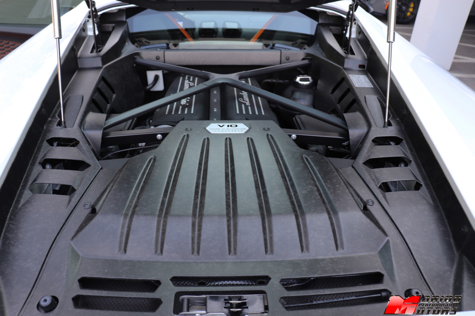 Used-2018-Lamborghini-Huracan-LP-580-2