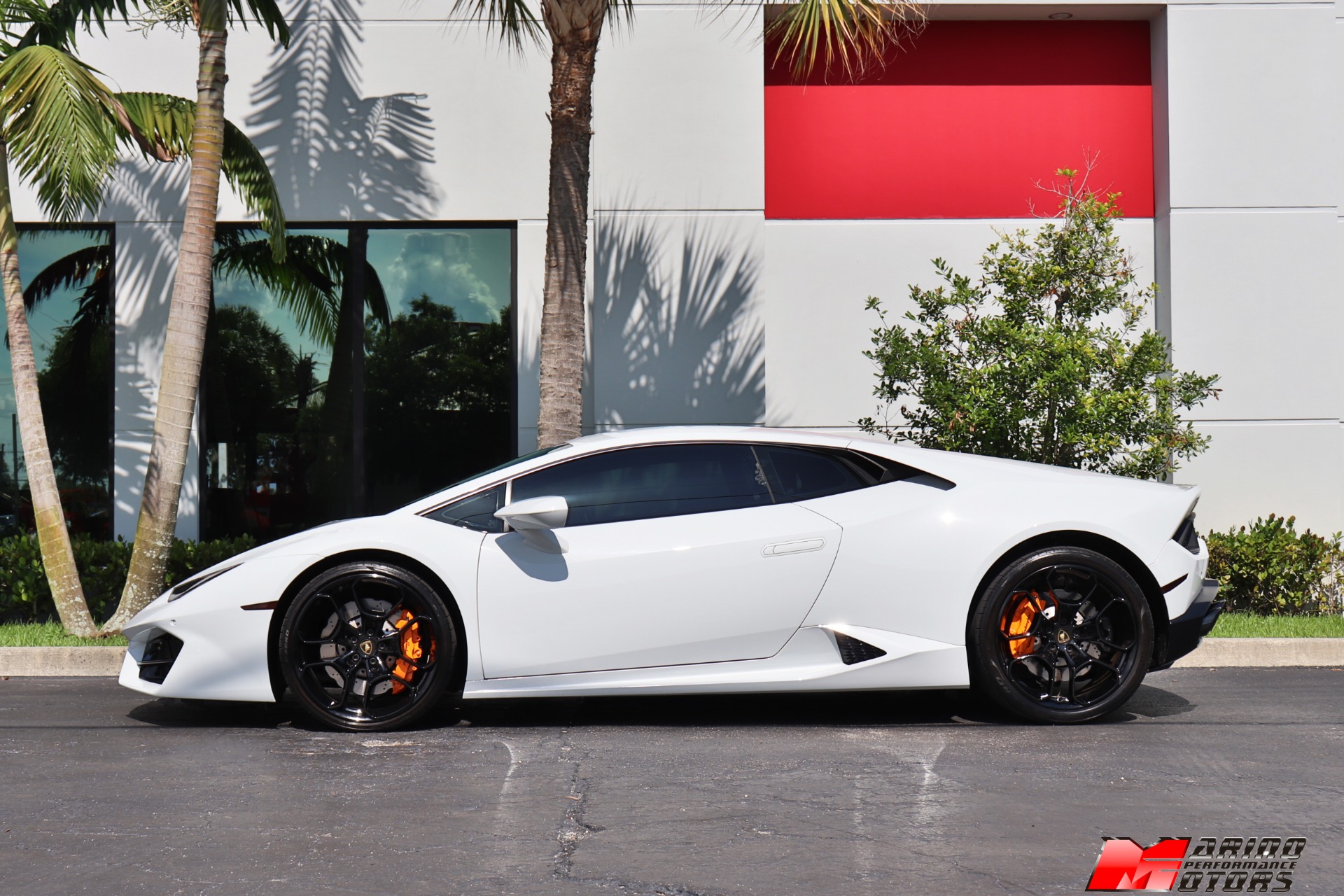 Used-2018-Lamborghini-Huracan-LP-580-2