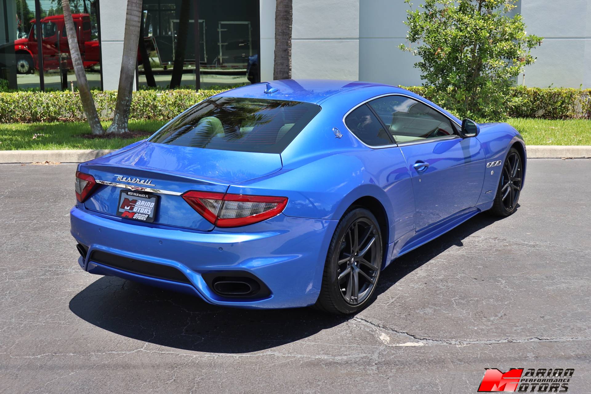 Used-2018-Maserati-GranTurismo-Sport