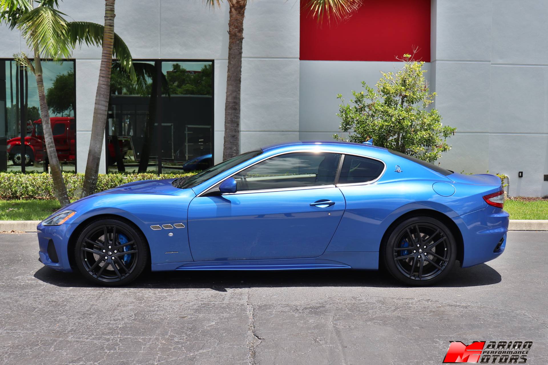 Used-2018-Maserati-GranTurismo-Sport