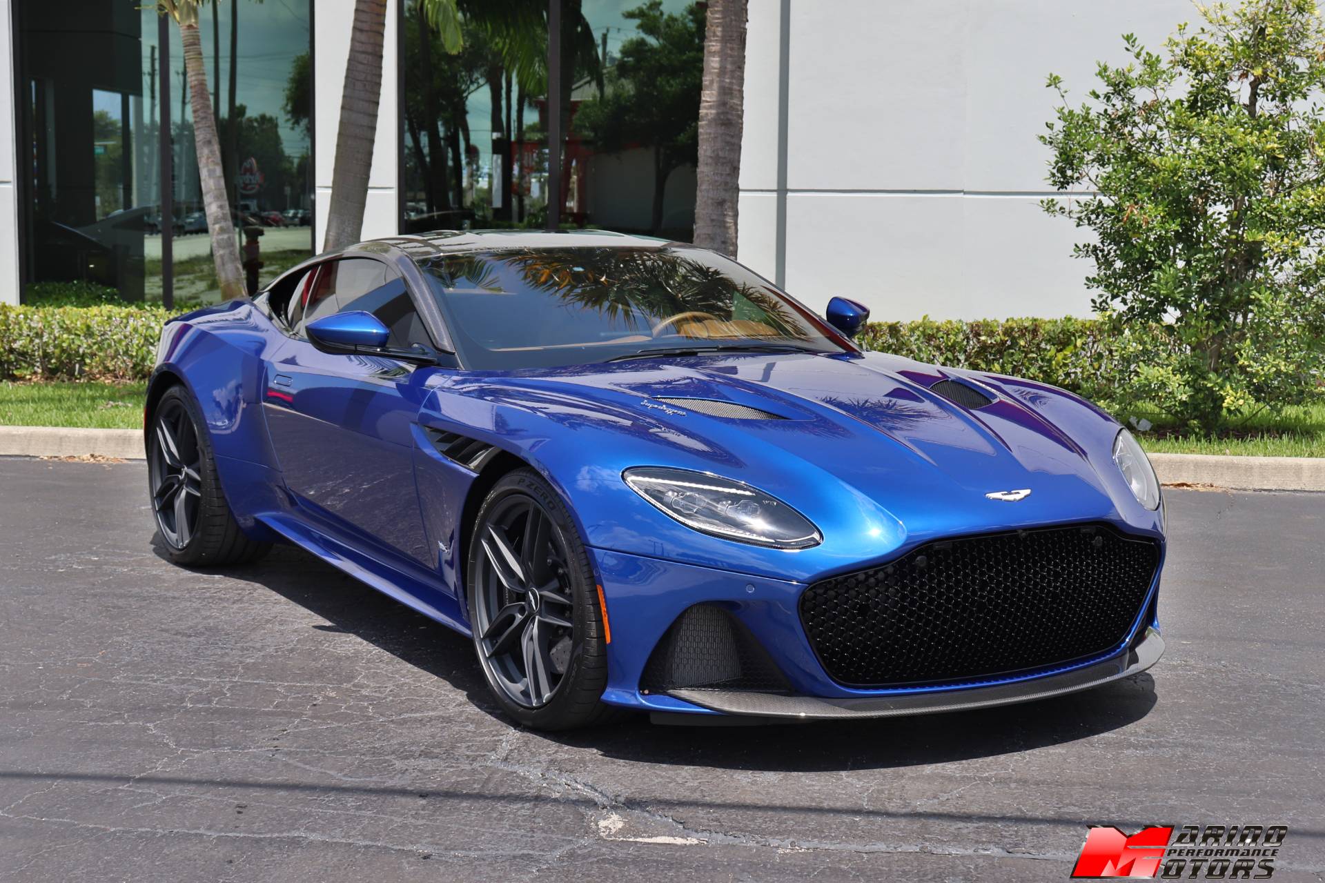 Used-2020-Aston-Martin-DBS-Superleggera