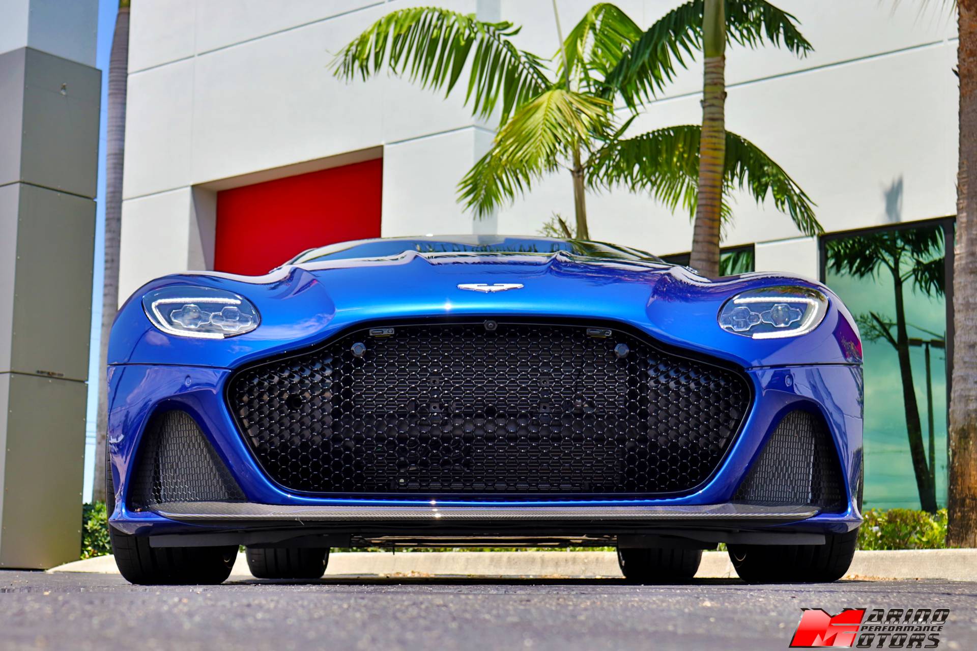 Used-2020-Aston-Martin-DBS-Superleggera
