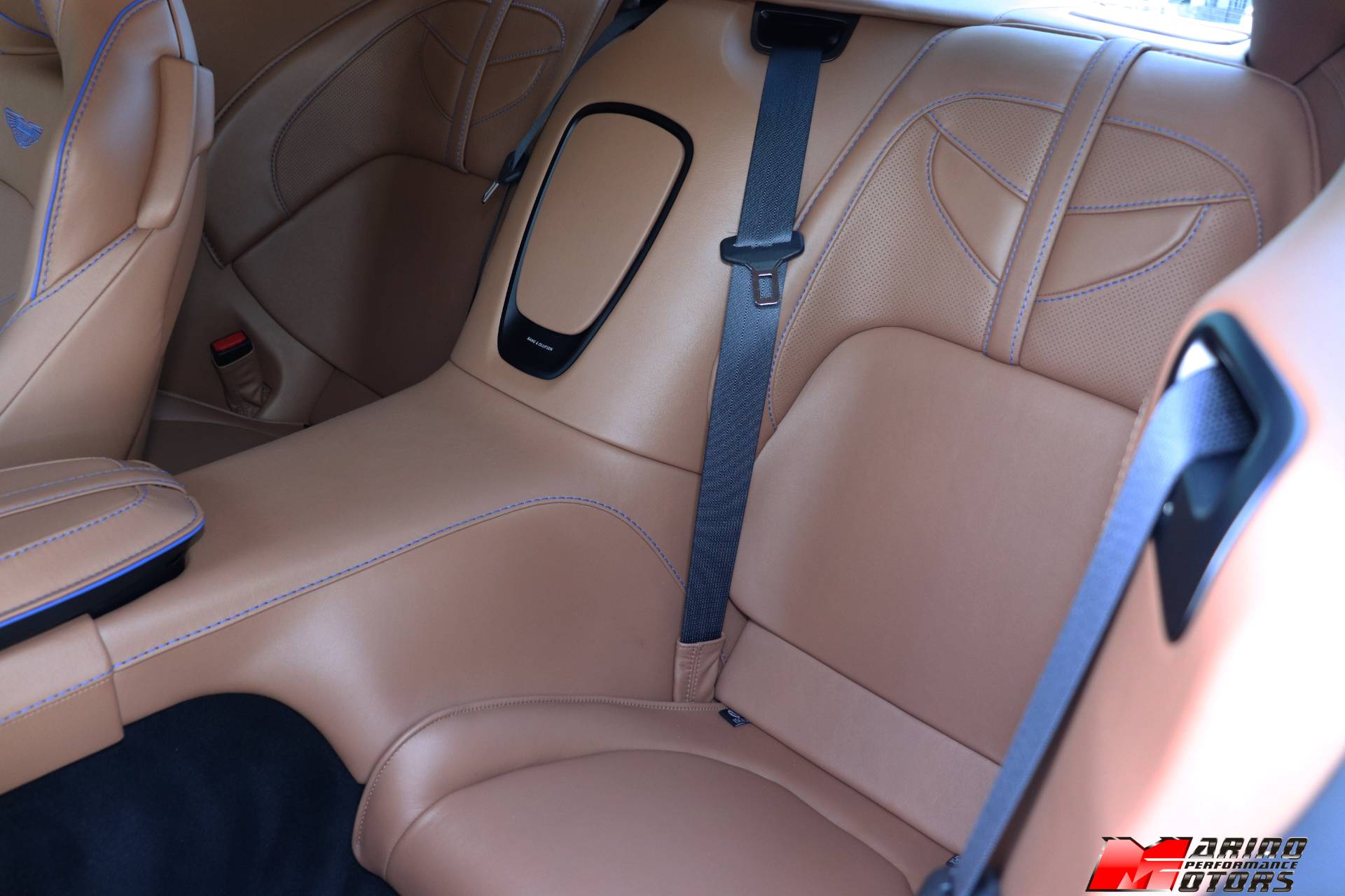 Used-2020-Aston-Martin-DBS-Superleggera
