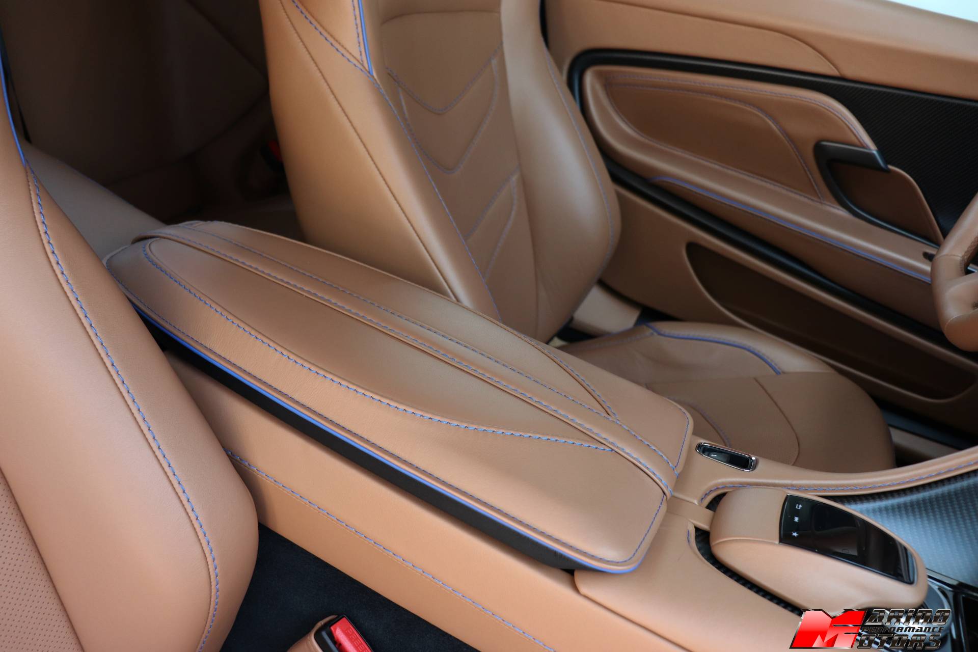 Used-2020-Aston-Martin-DBS-Superleggera