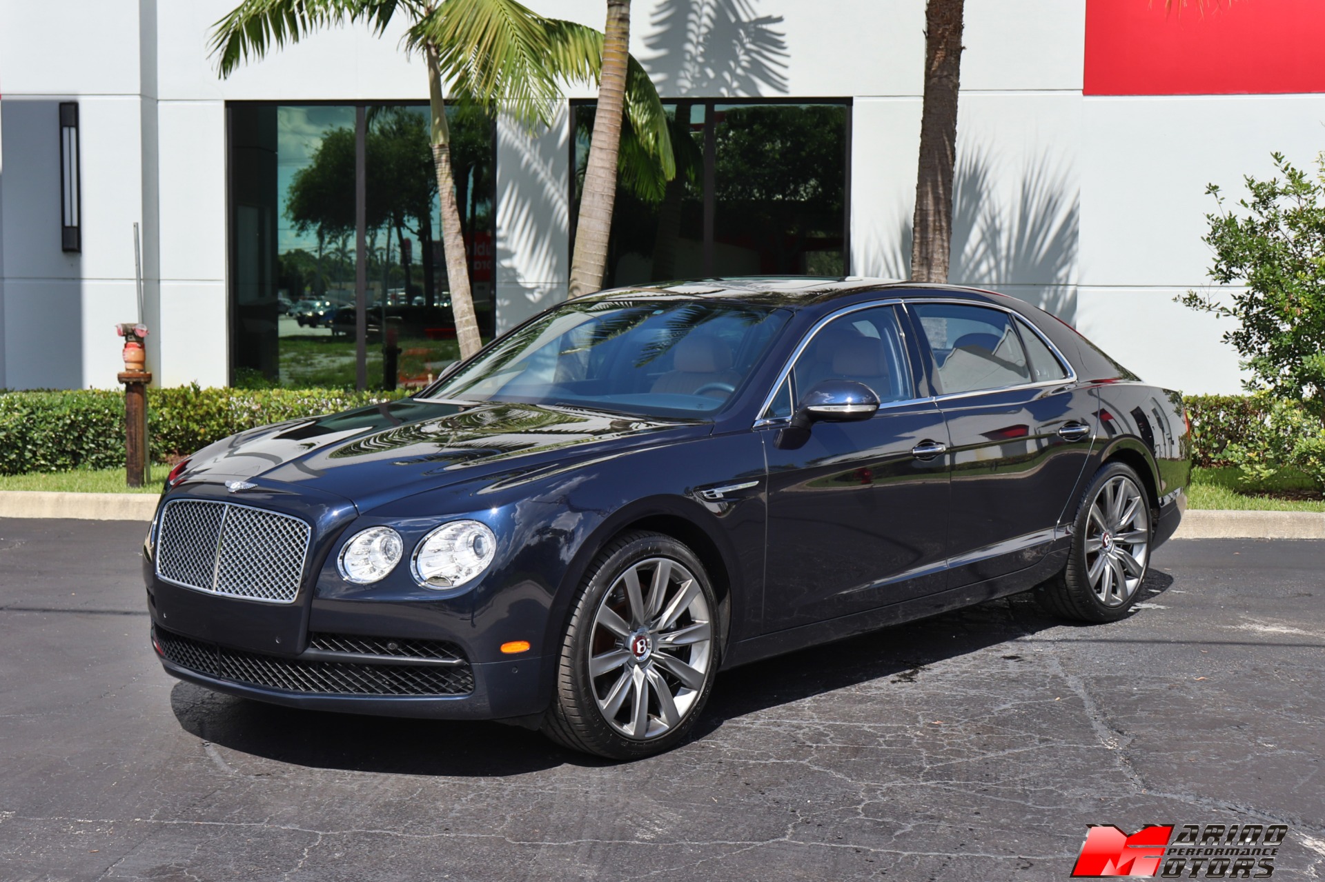 Used-2017-Bentley-Flying-Spur-V8