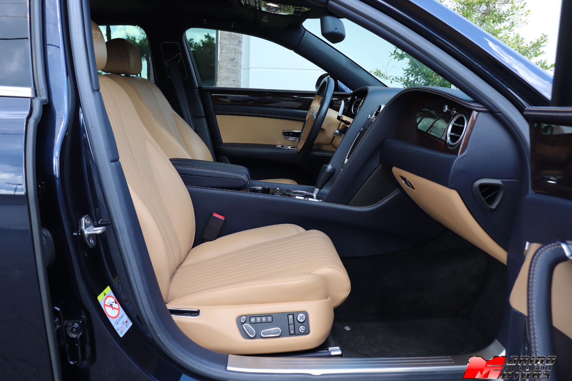 Used-2017-Bentley-Flying-Spur-V8