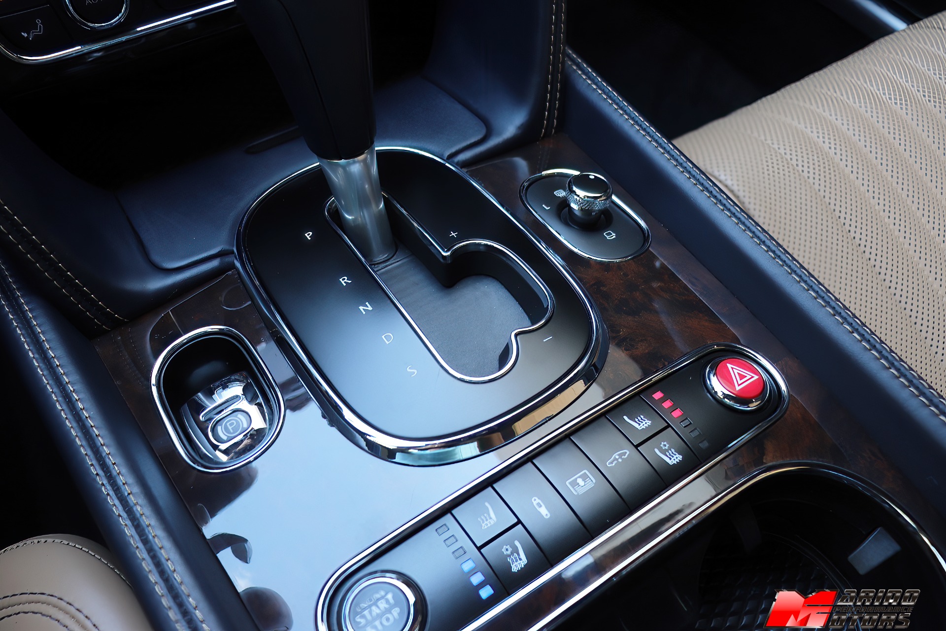 Used-2017-Bentley-Flying-Spur-V8