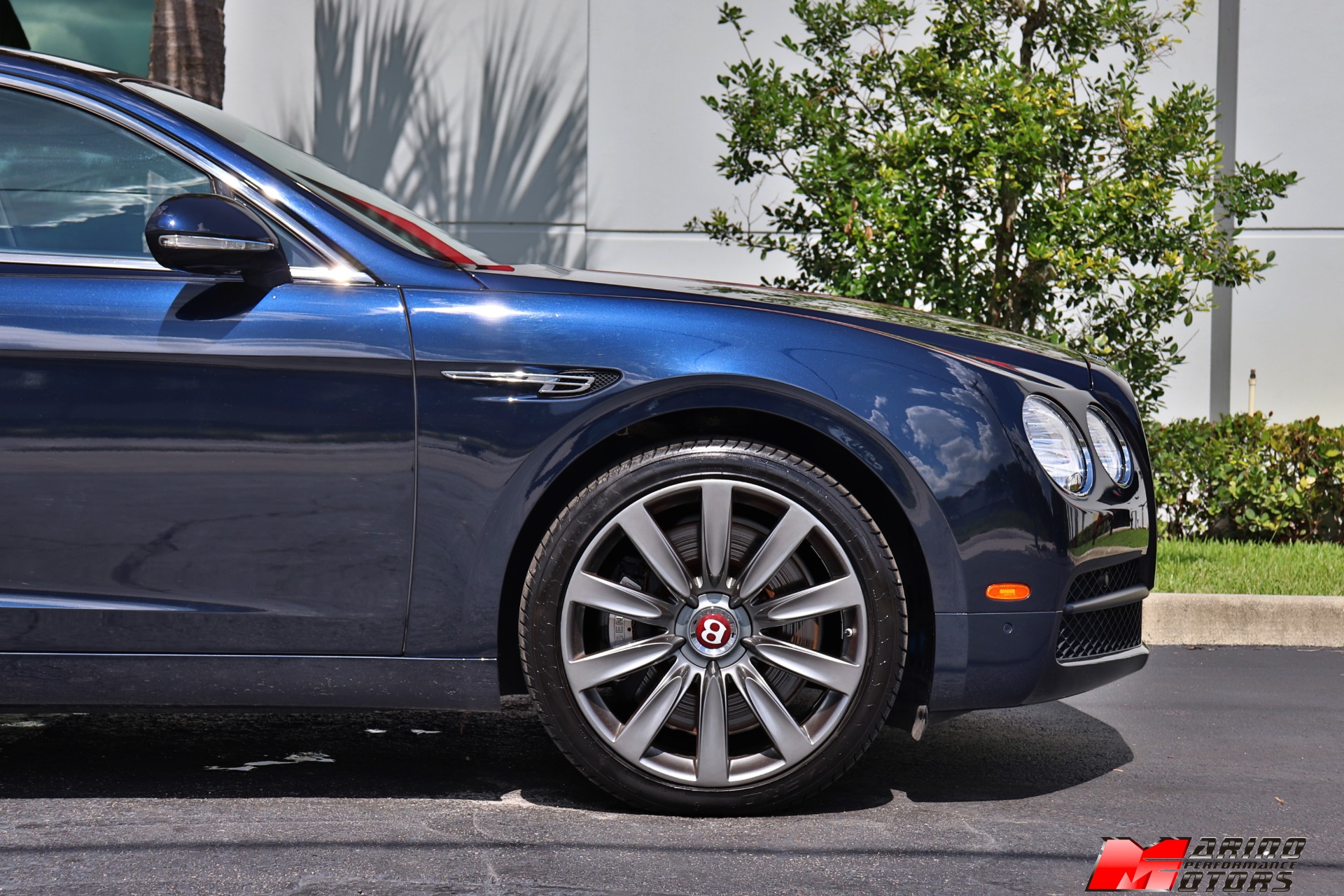Used-2017-Bentley-Flying-Spur-V8