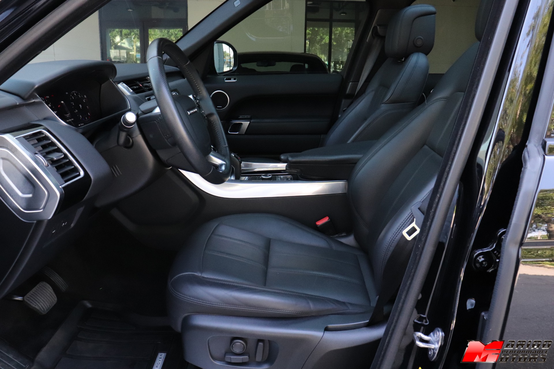 Used-2020-Land-Rover-Range-Rover-Sport-HSE-30