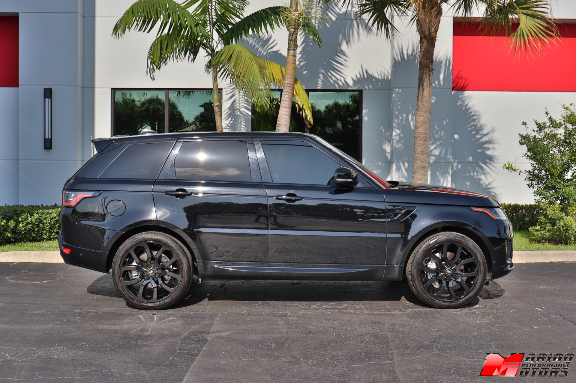 Used-2020-Land-Rover-Range-Rover-Sport-HSE-30