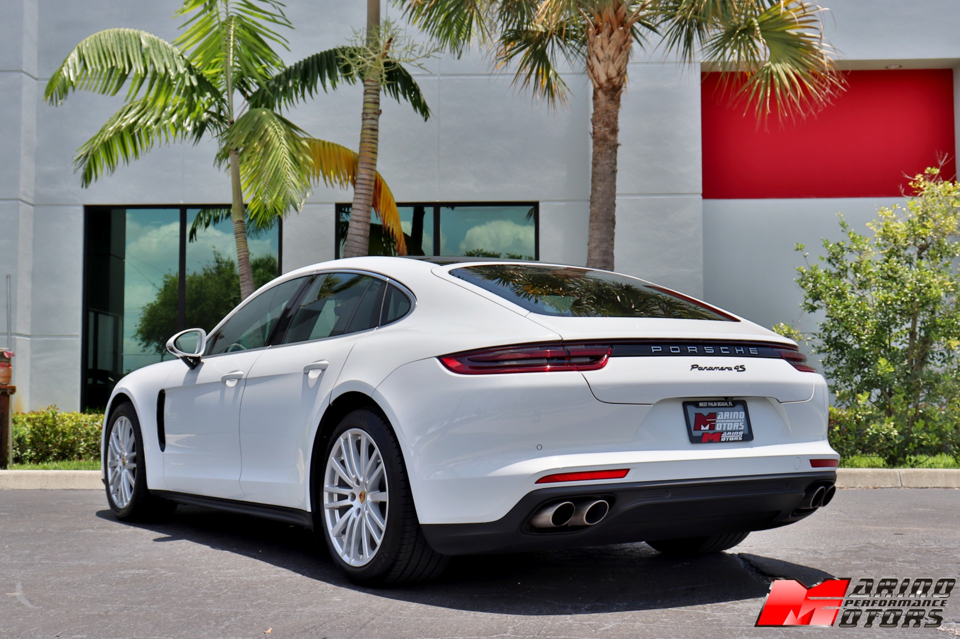 Used-2017-Porsche-Panamera-4S