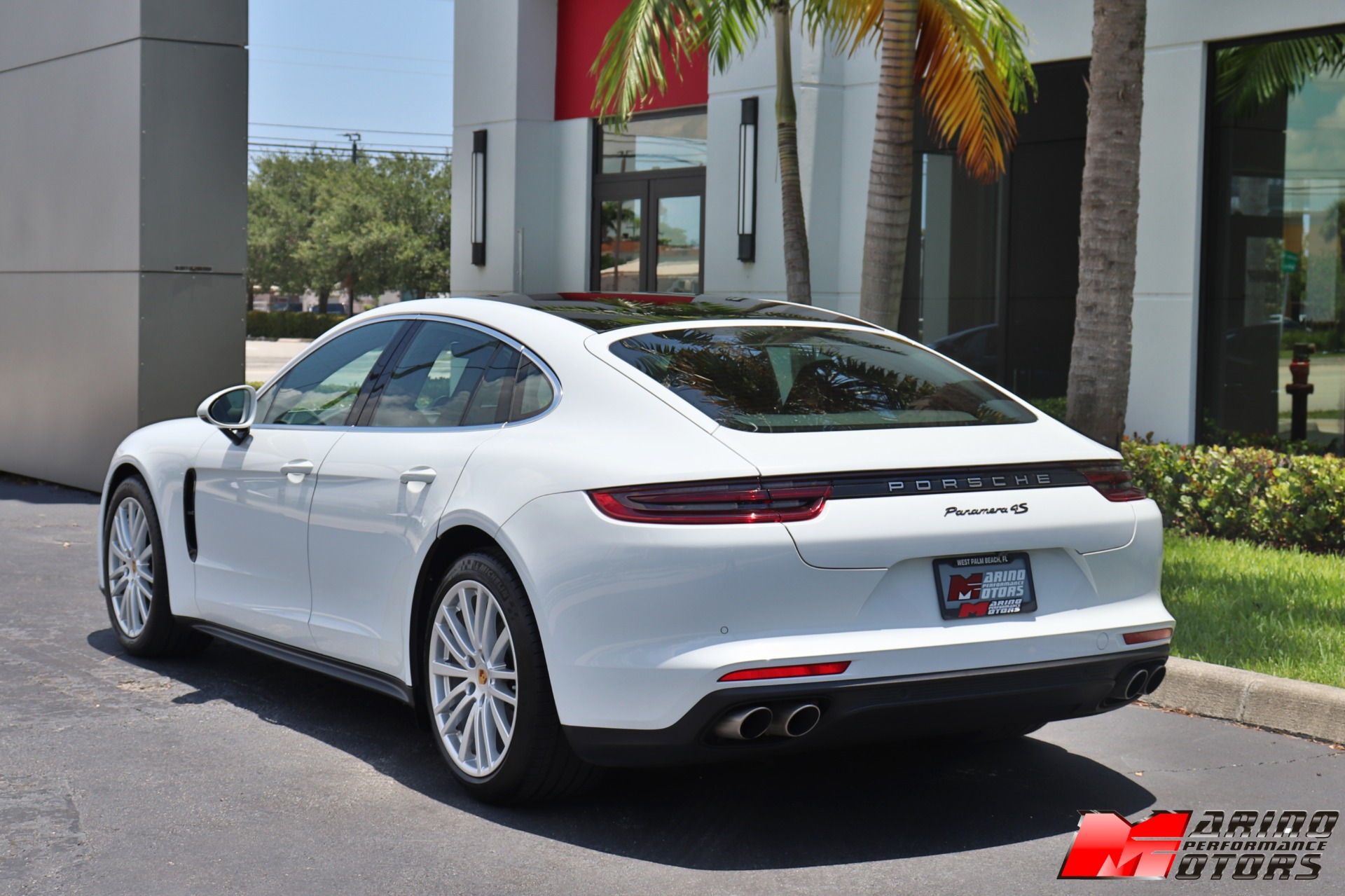 Used-2017-Porsche-Panamera-4S