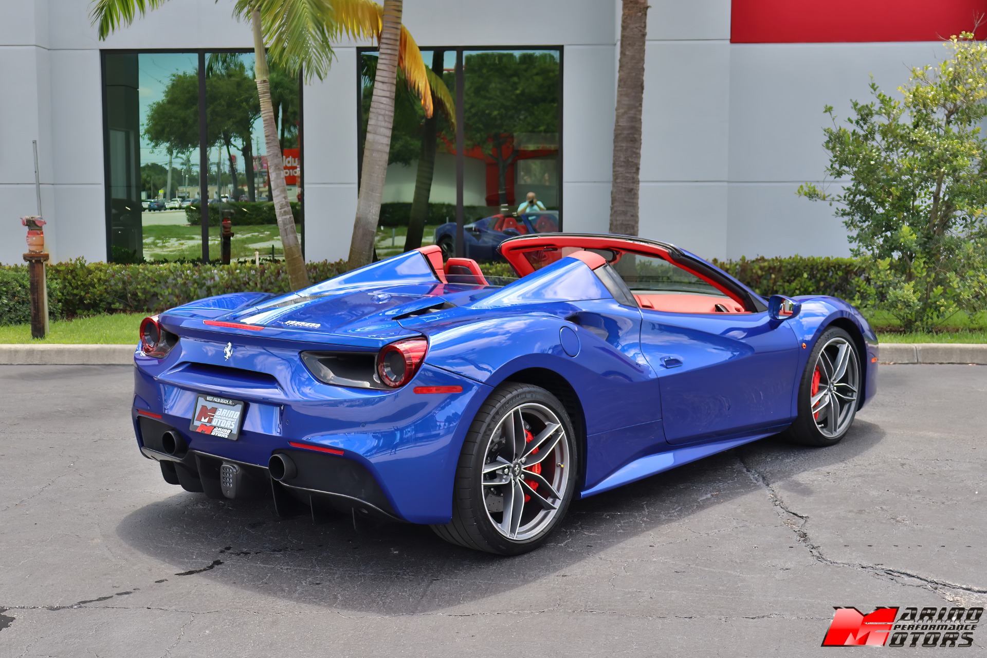 Used-2018-Ferrari-488-Spider