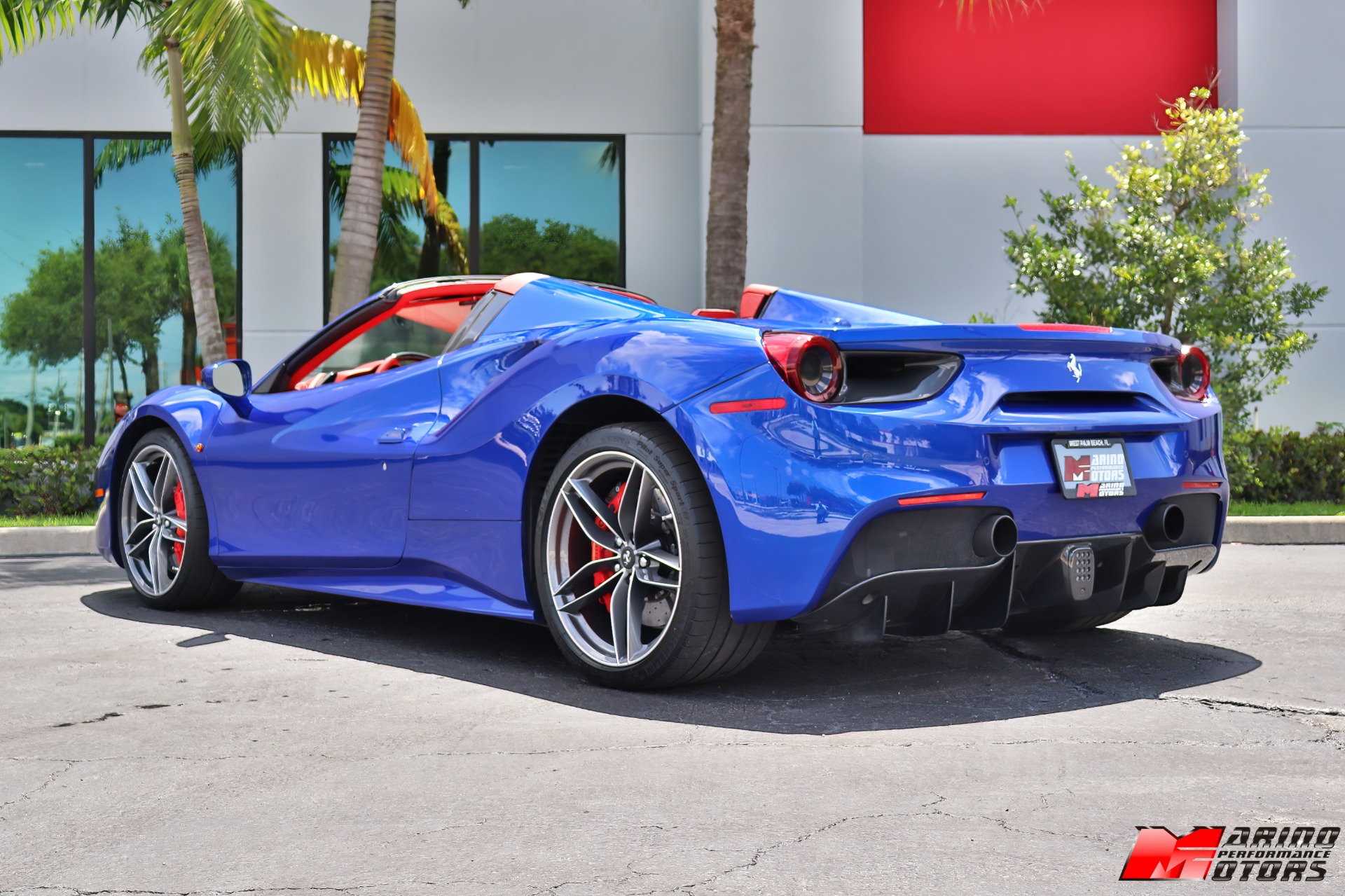 Used-2018-Ferrari-488-Spider