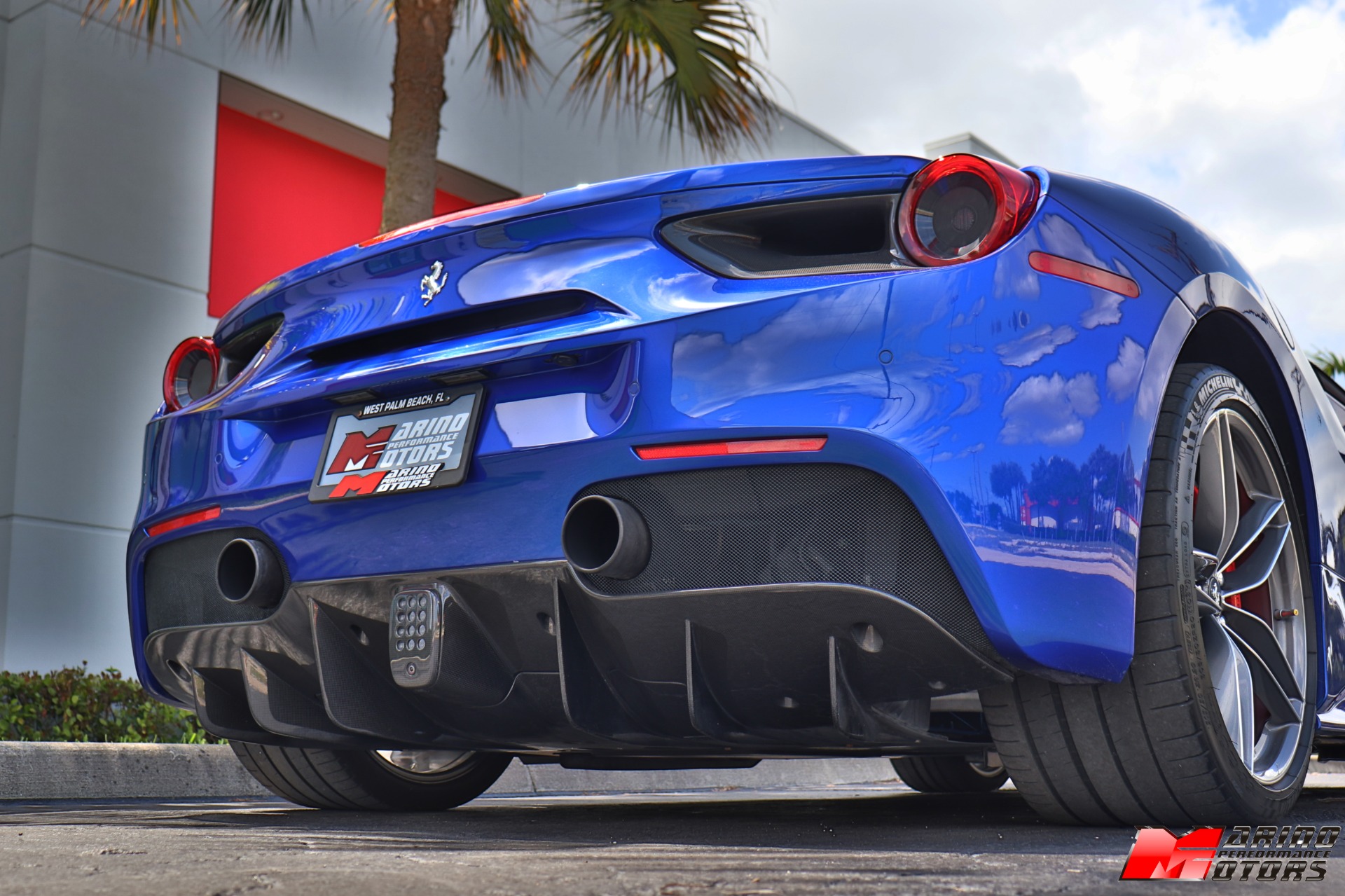 Used-2018-Ferrari-488-Spider
