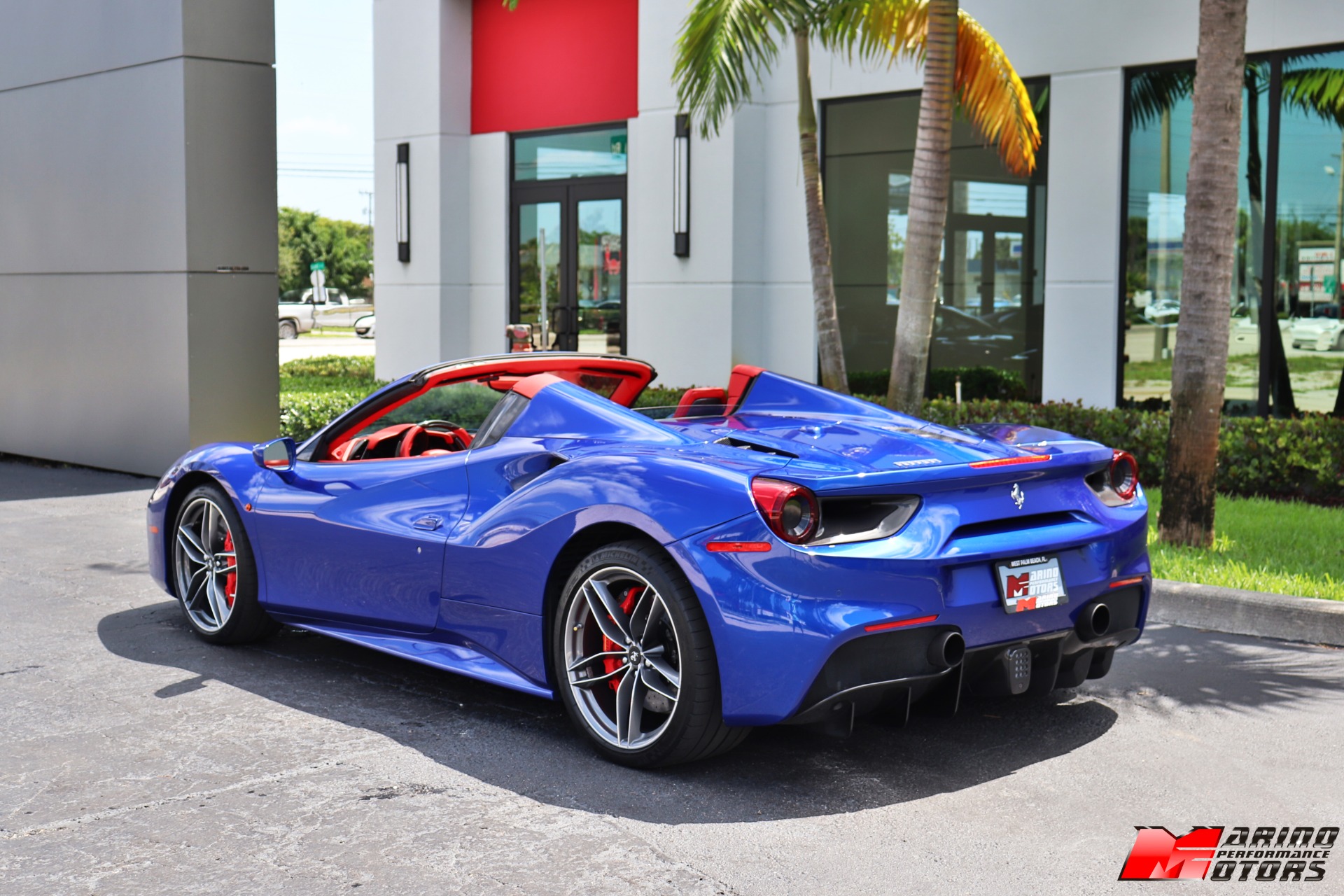 Used-2018-Ferrari-488-Spider