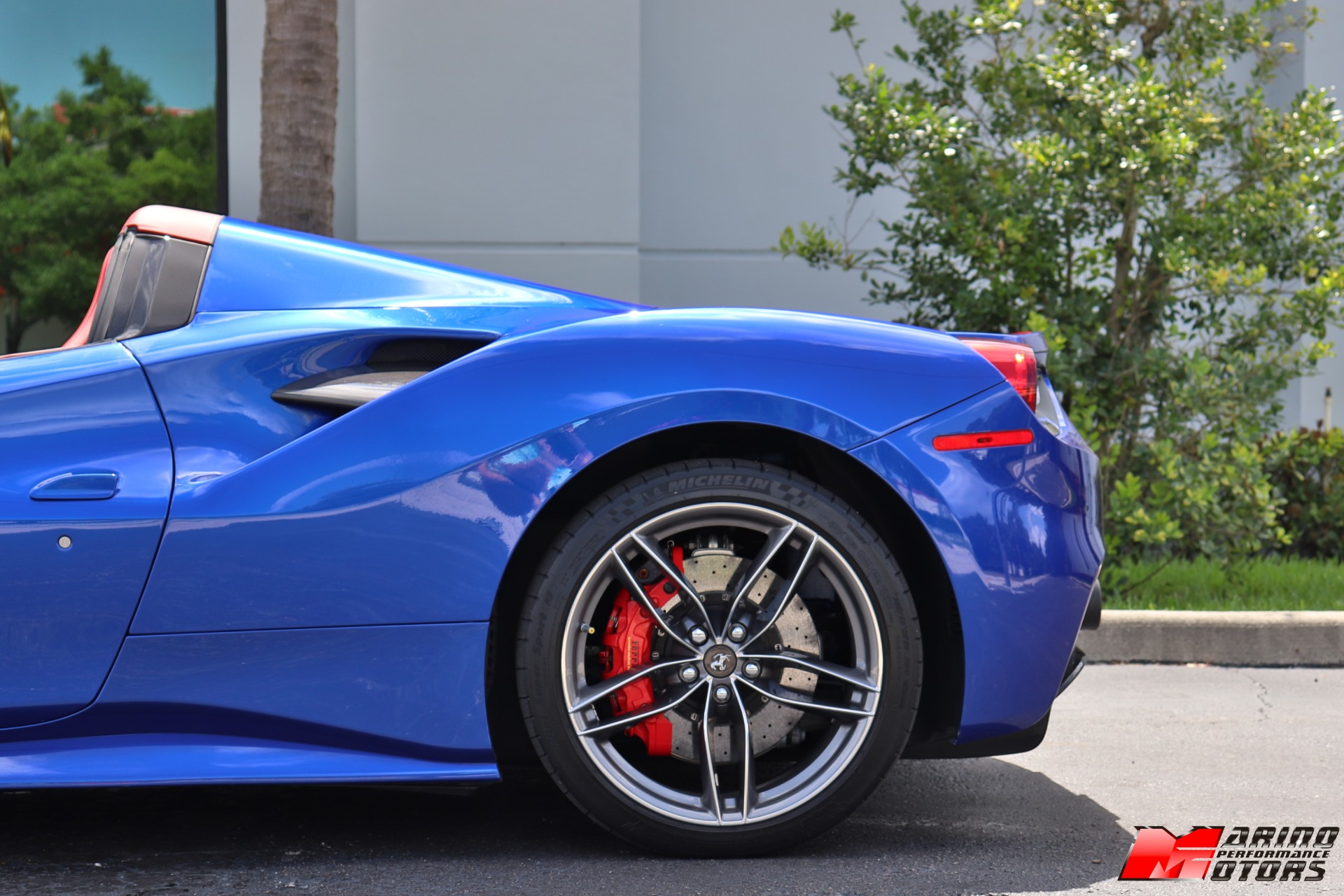 Used-2018-Ferrari-488-Spider