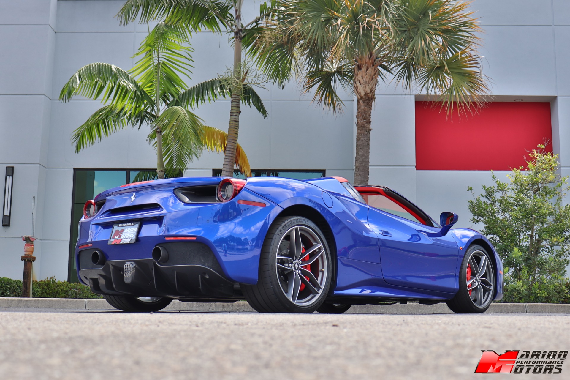 Used-2018-Ferrari-488-Spider
