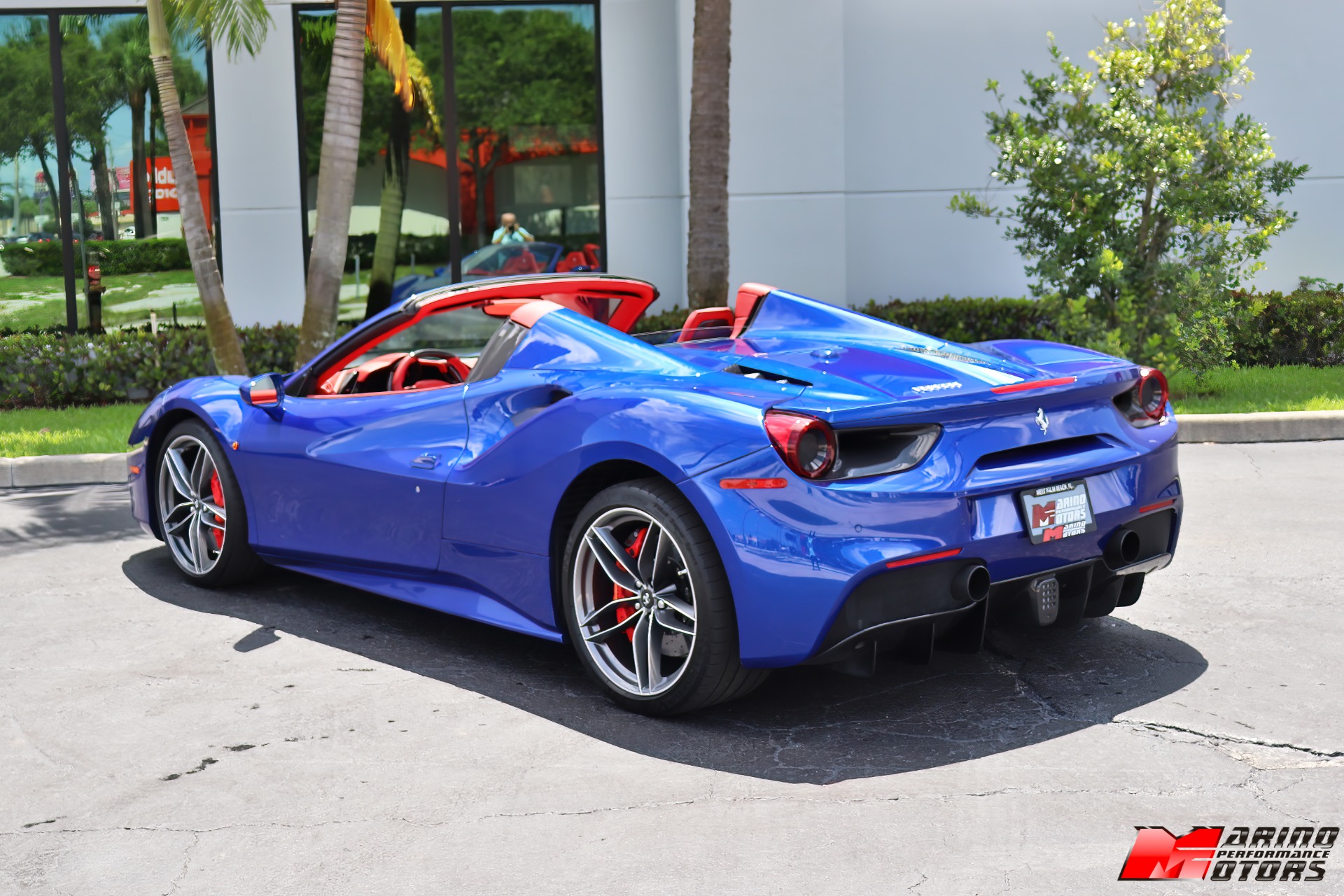 Used-2018-Ferrari-488-Spider