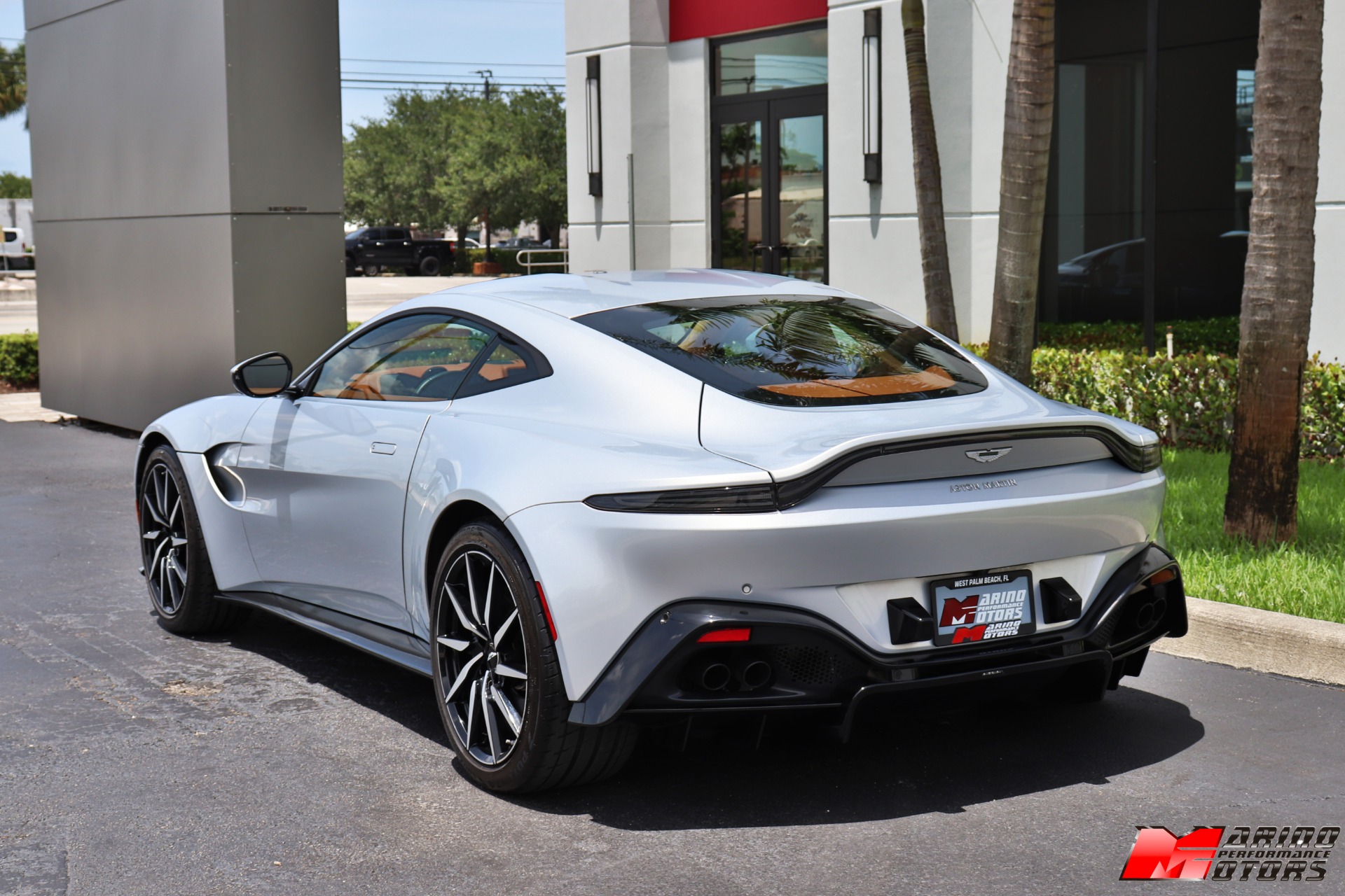 Used-2020-Aston-Martin-Vantage