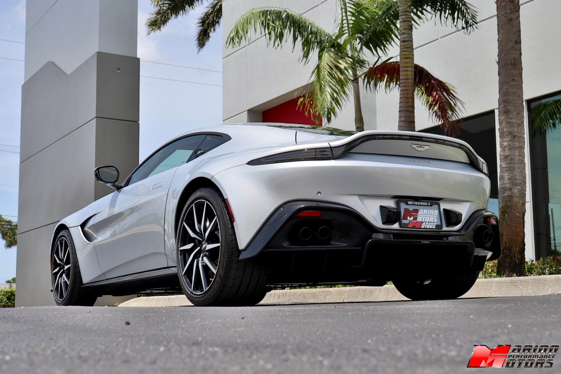 Used-2020-Aston-Martin-Vantage