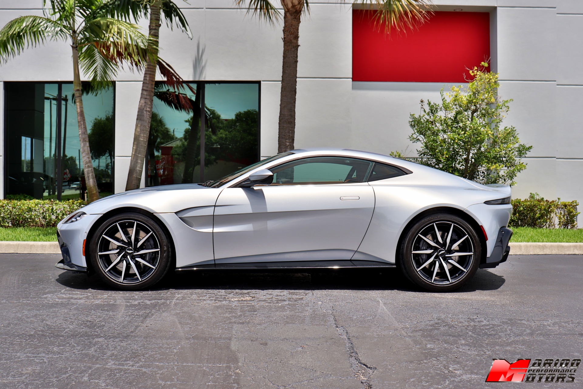 Used-2020-Aston-Martin-Vantage