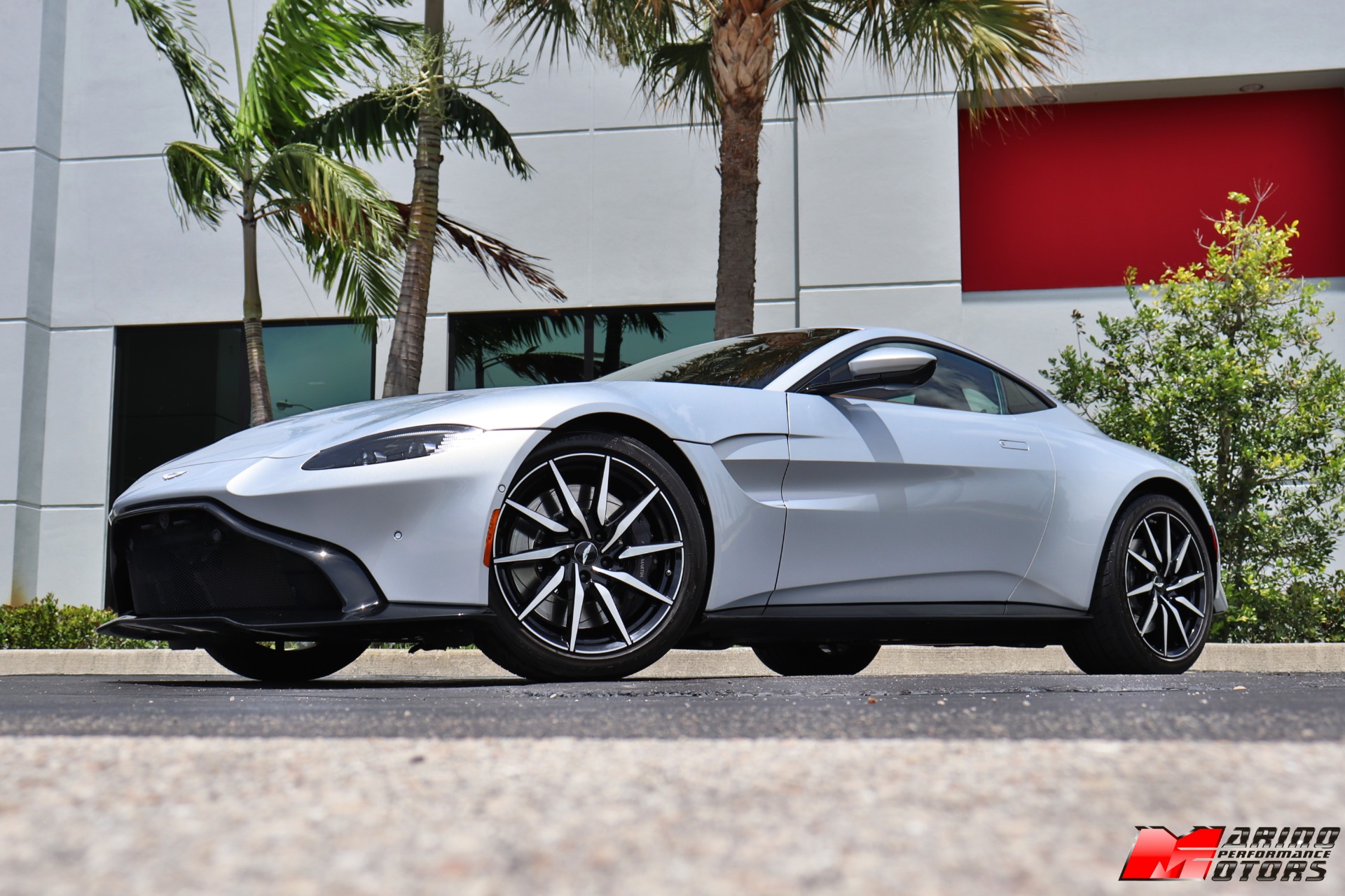 Used-2020-Aston-Martin-Vantage