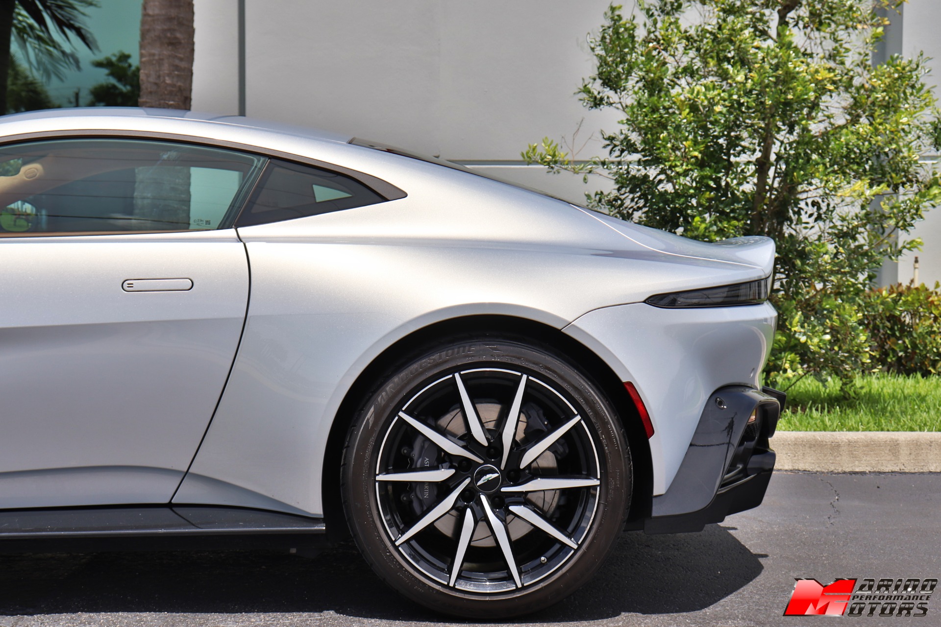 Used-2020-Aston-Martin-Vantage