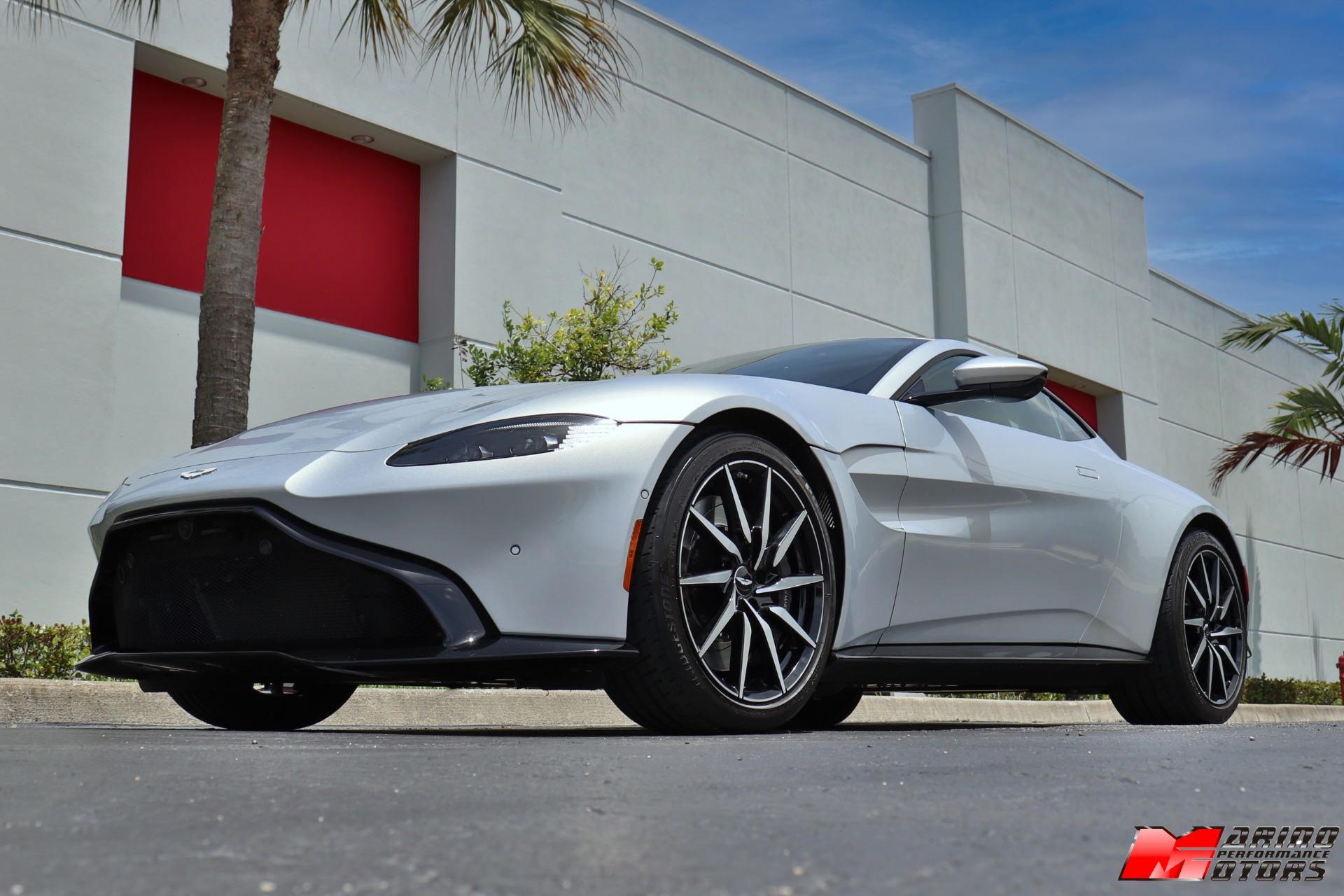 Used-2020-Aston-Martin-Vantage