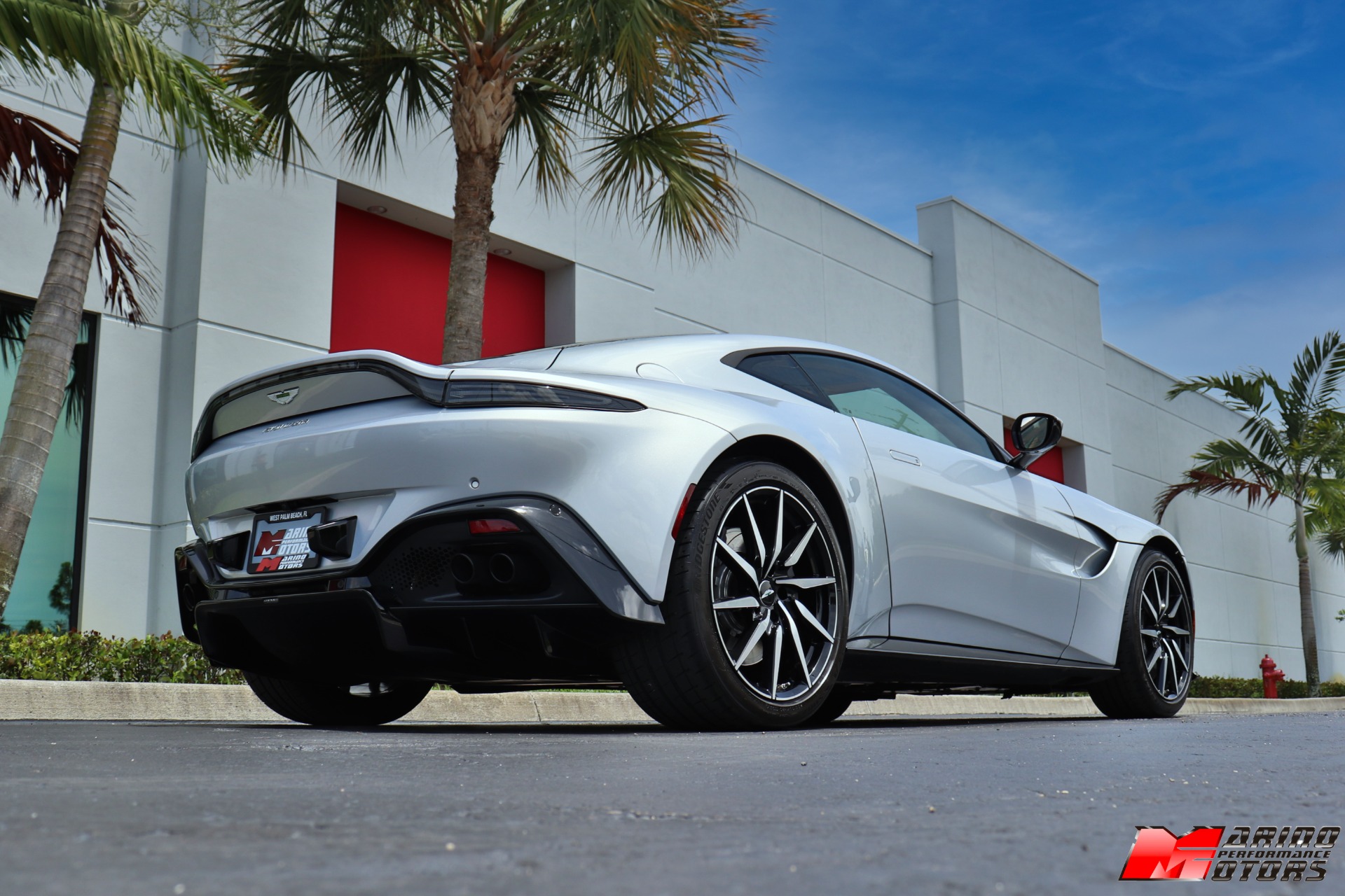 Used-2020-Aston-Martin-Vantage