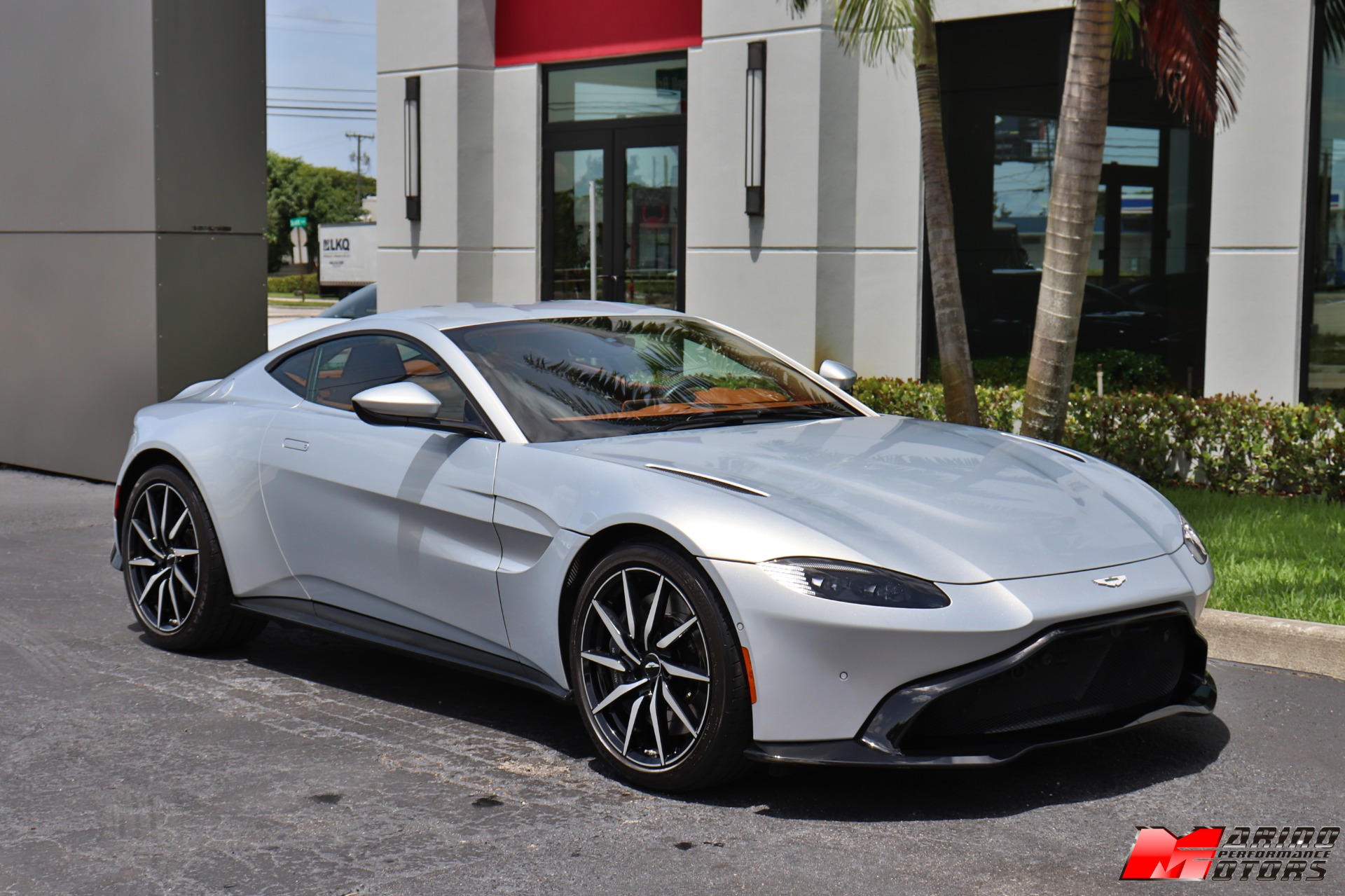 Used-2020-Aston-Martin-Vantage