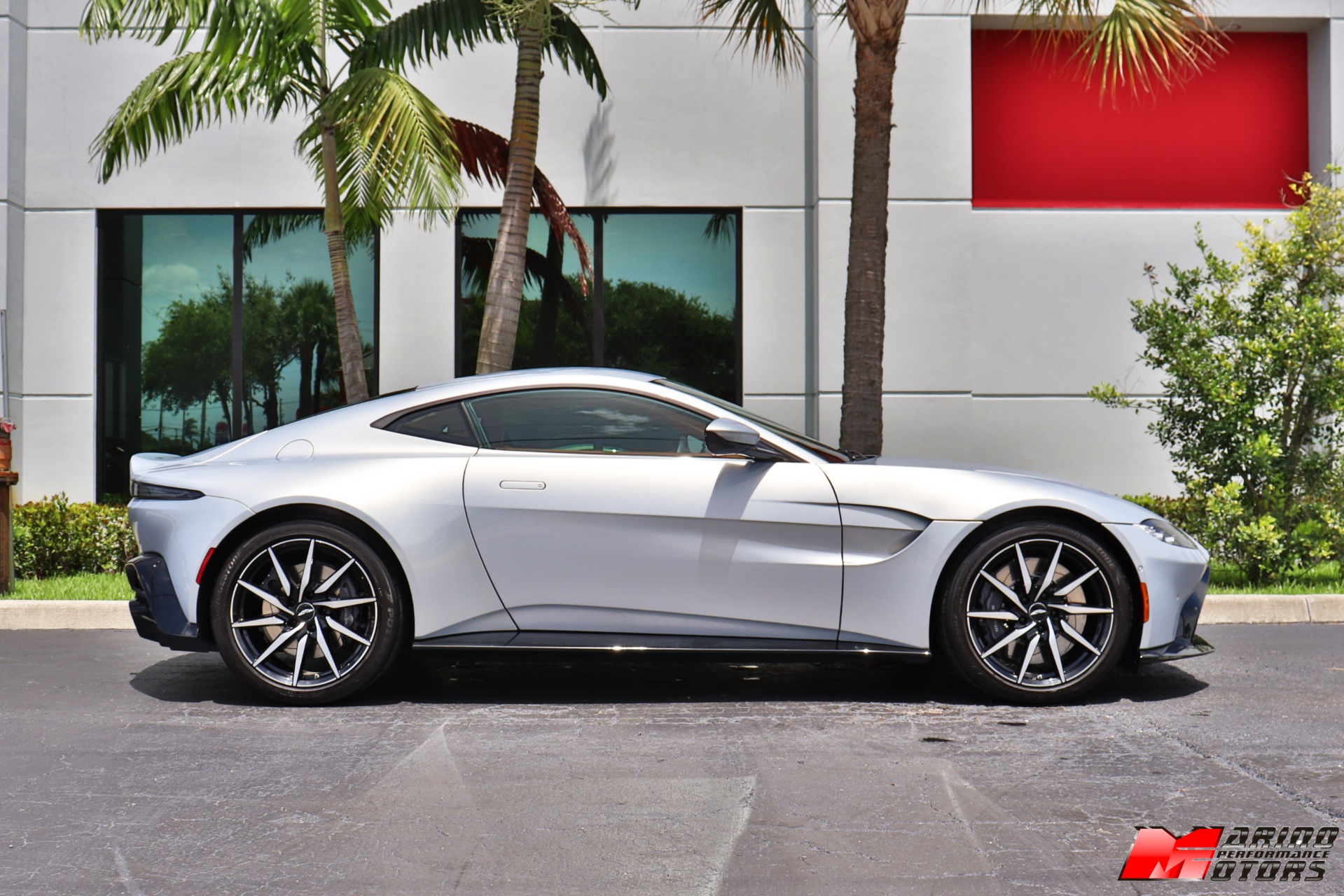 Used-2020-Aston-Martin-Vantage