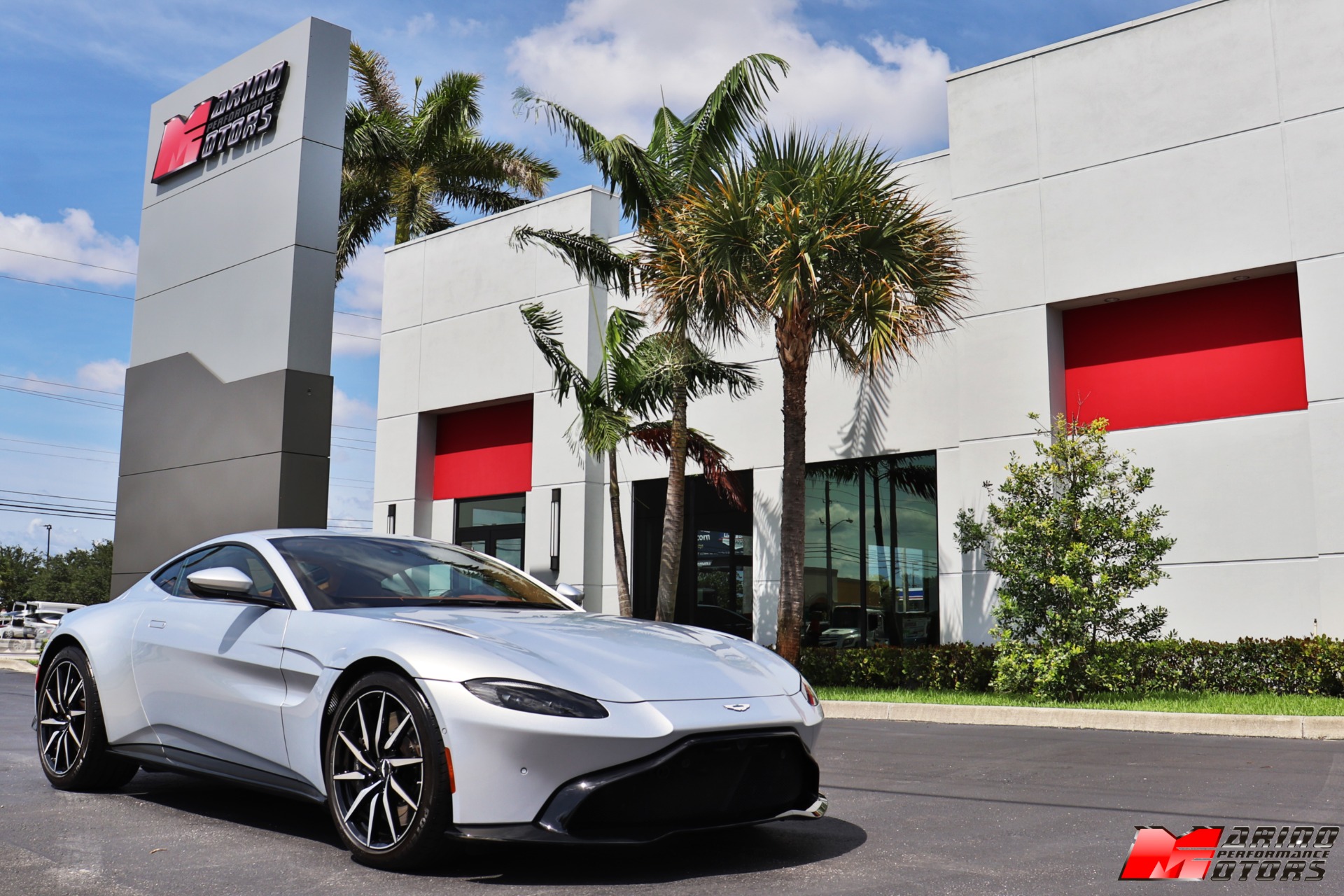 Used-2020-Aston-Martin-Vantage