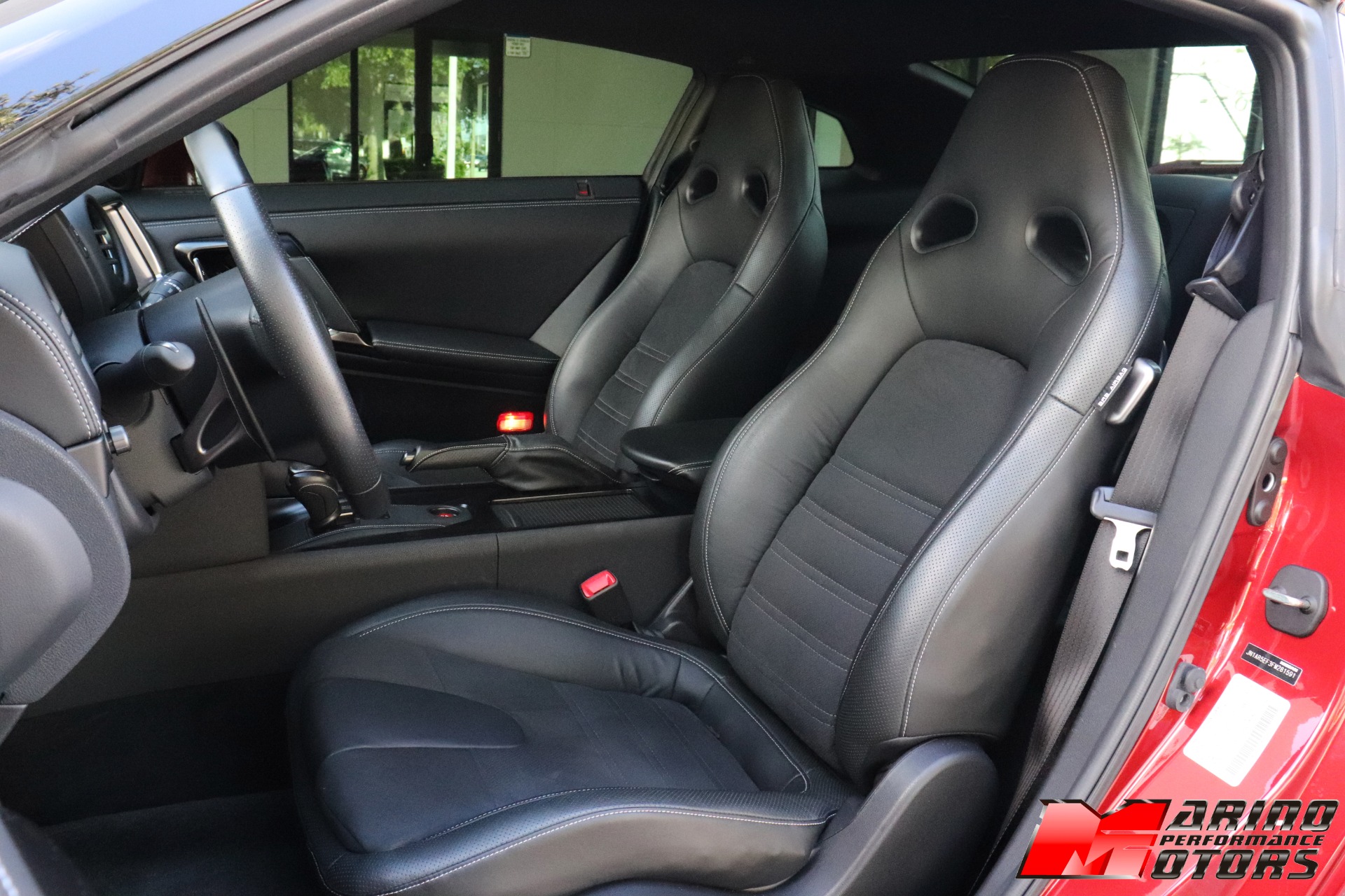 Used-2015-Nissan-GT-R-Premium