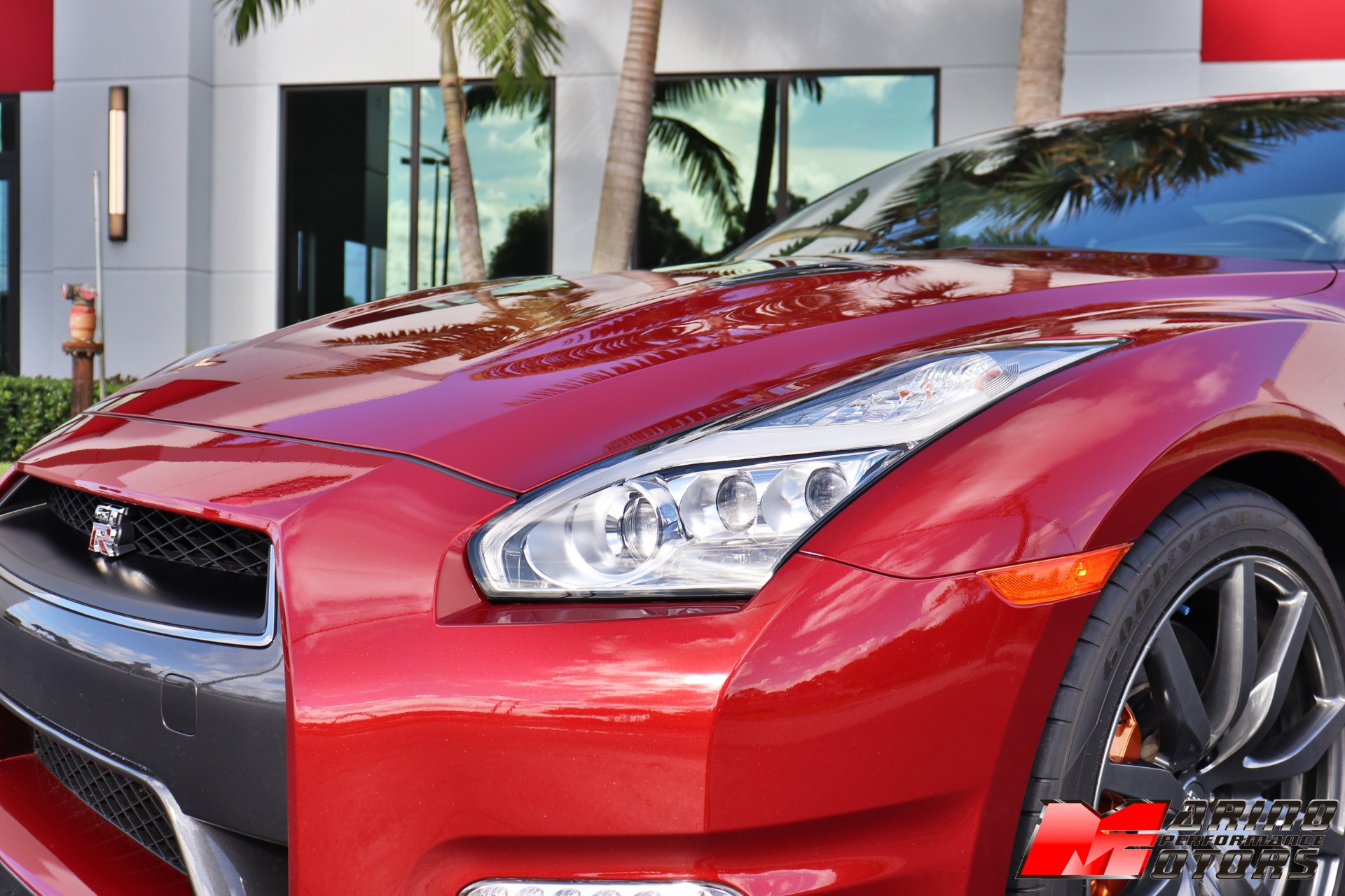 Used-2015-Nissan-GT-R-Premium