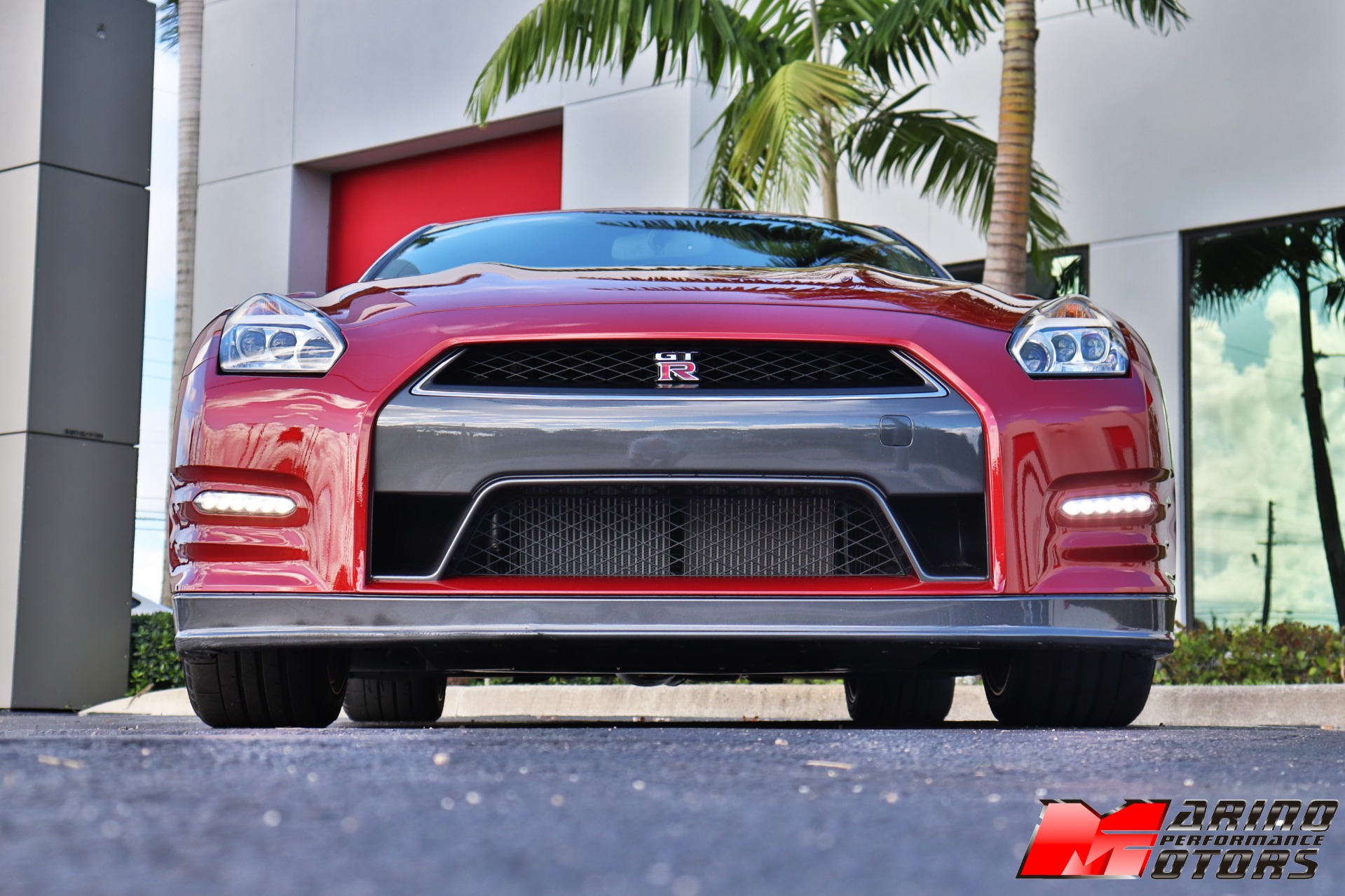 Used-2015-Nissan-GT-R-Premium