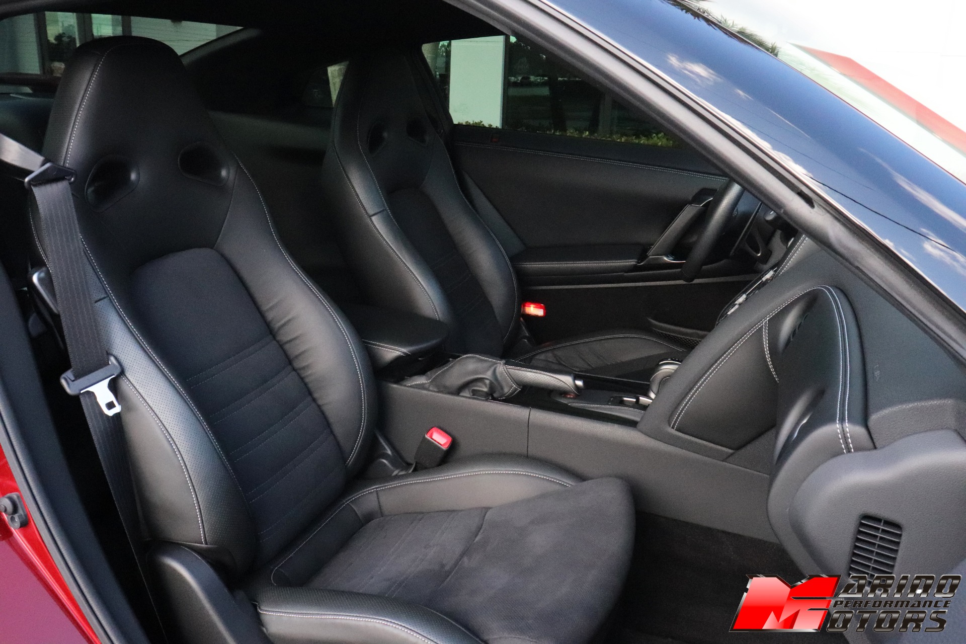 Used-2015-Nissan-GT-R-Premium