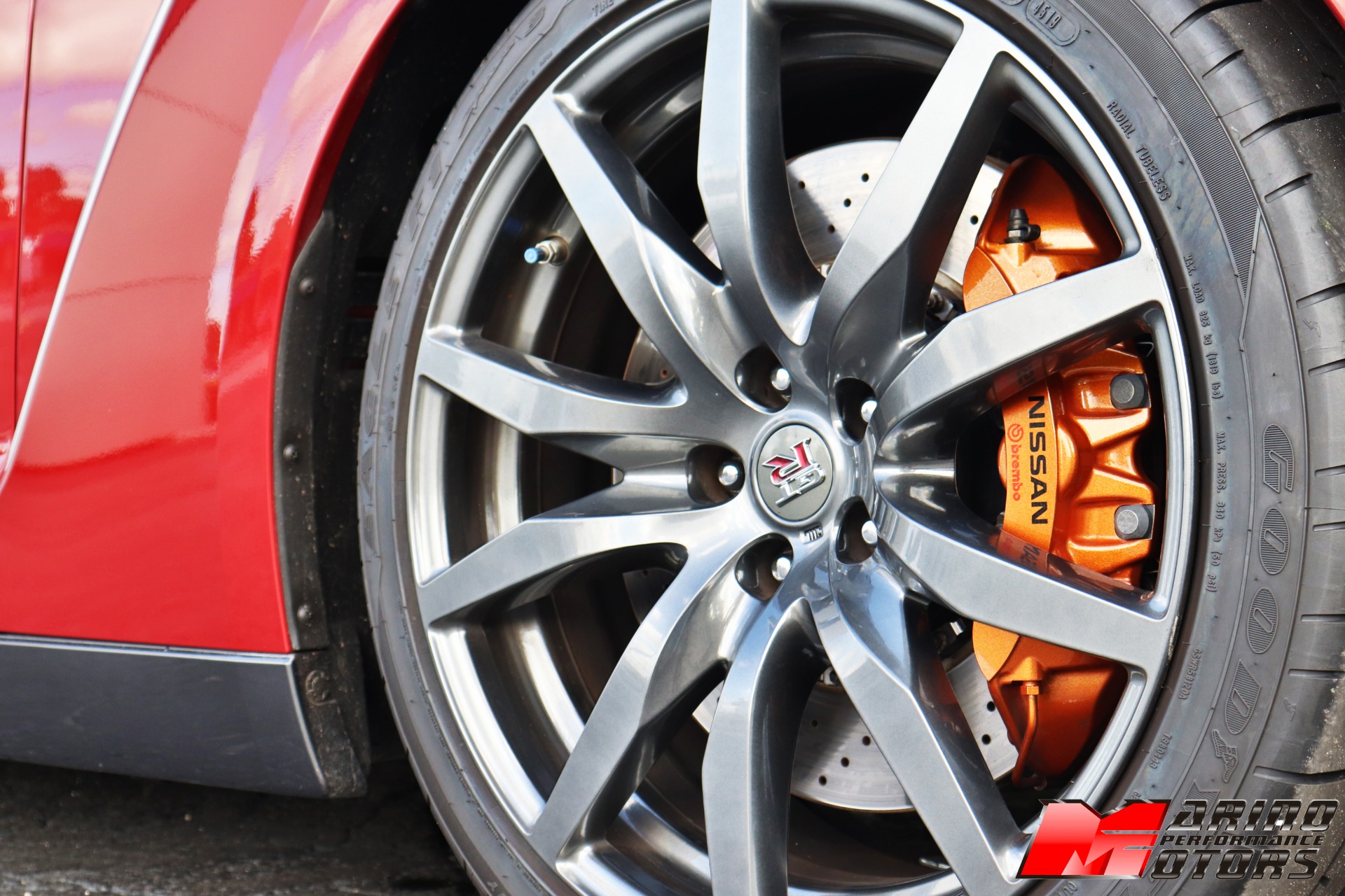 Used-2015-Nissan-GT-R-Premium