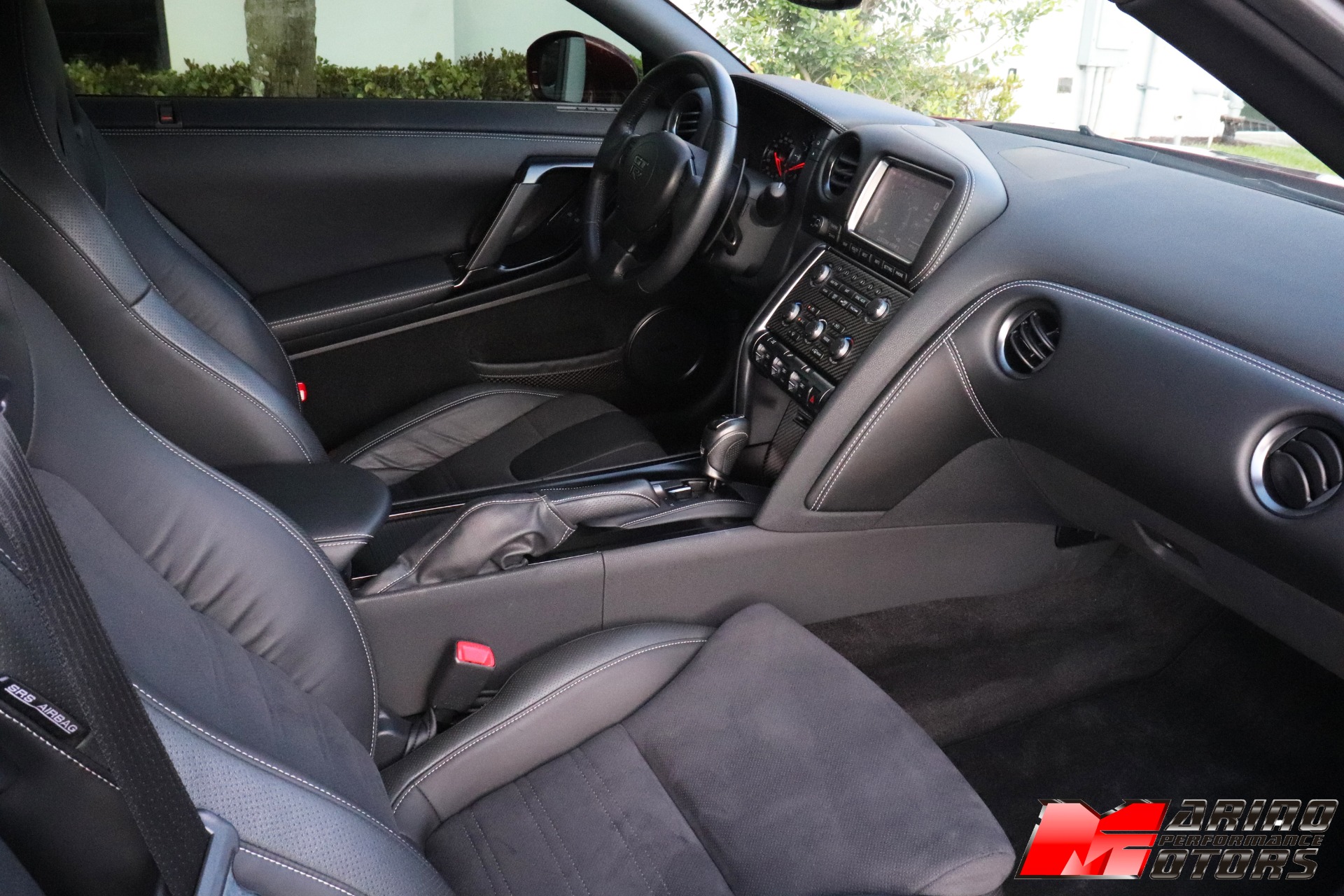 Used-2015-Nissan-GT-R-Premium