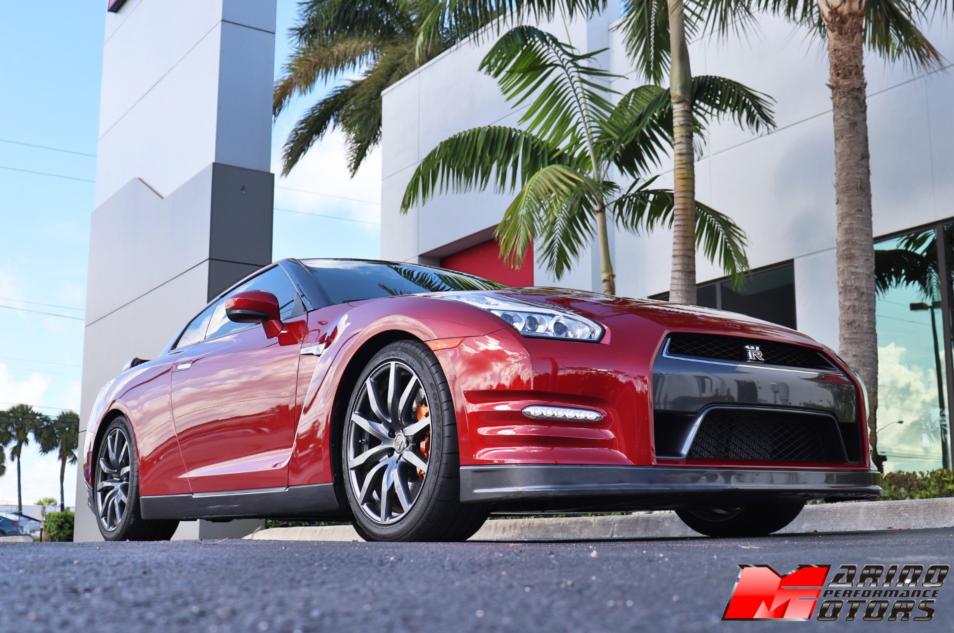 Used-2015-Nissan-GT-R-Premium