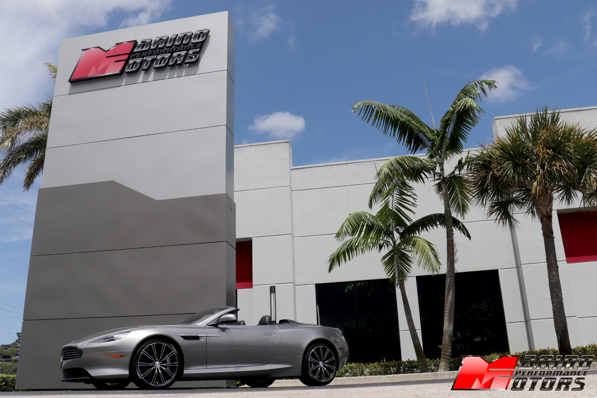 Used-2015-Aston-Martin-DB9-Volante