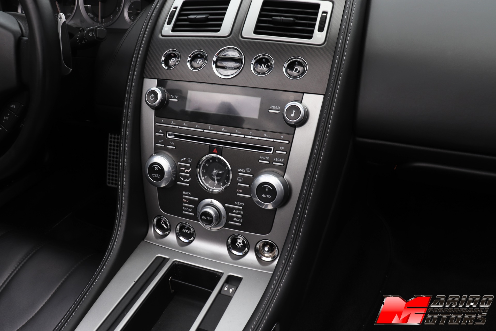 Used-2015-Aston-Martin-DB9-Volante