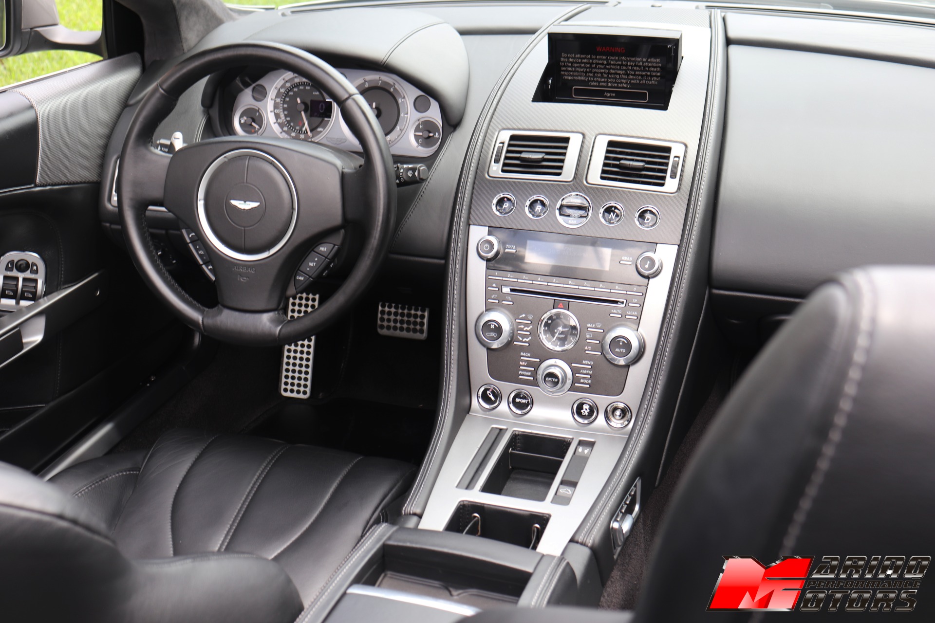 Used-2015-Aston-Martin-DB9-Volante