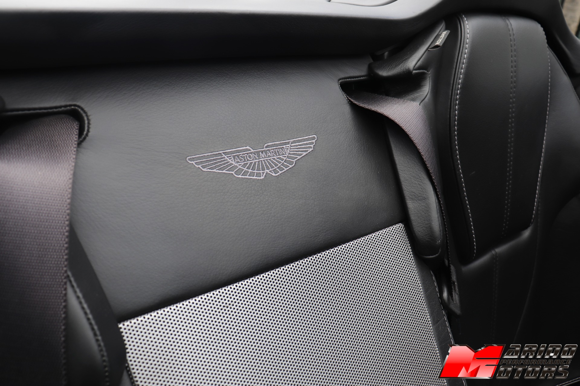 Used-2015-Aston-Martin-DB9-Volante