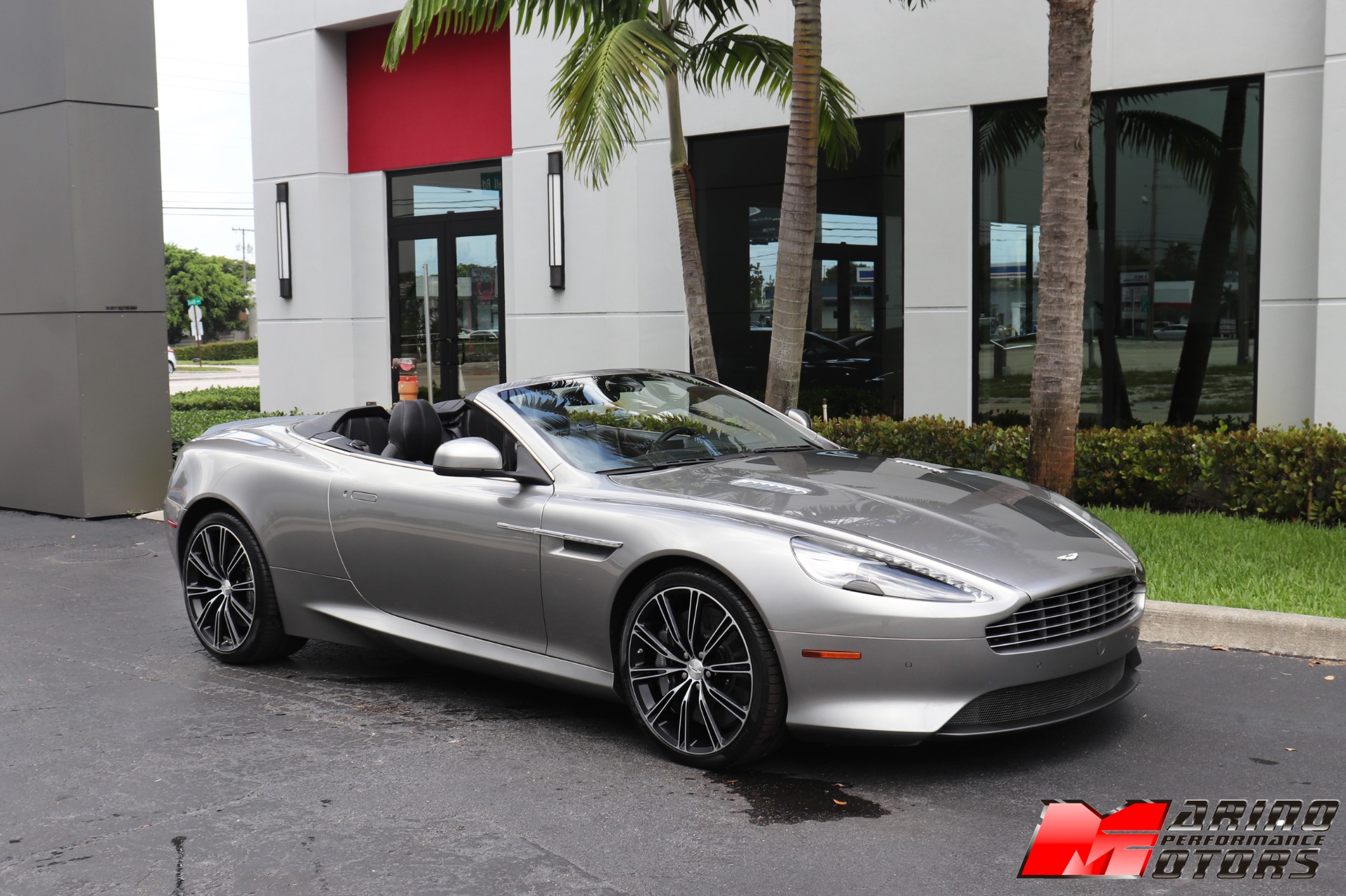 Used-2015-Aston-Martin-DB9-Volante