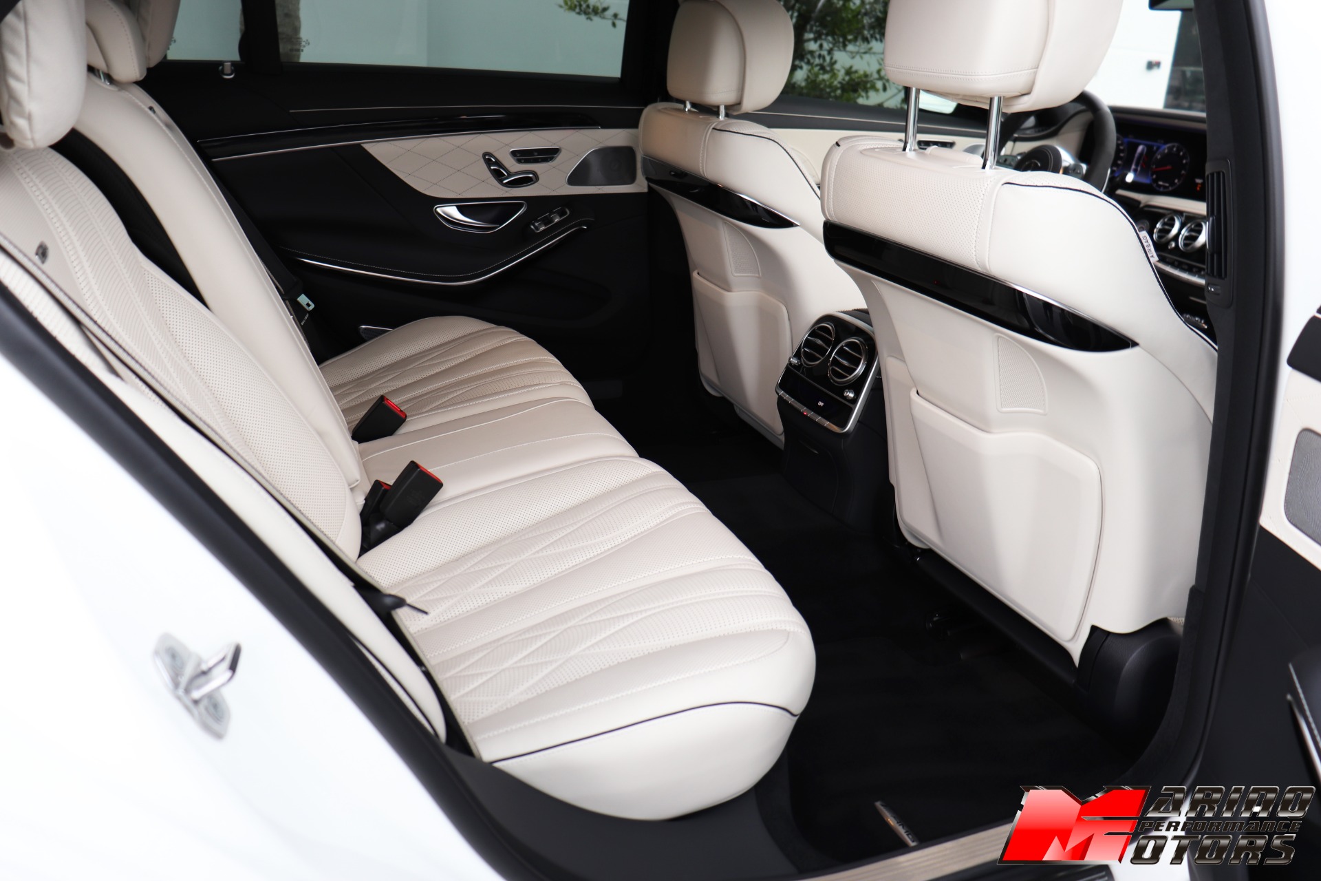Used-2019-Mercedes-Benz-S-Class-AMG-S-63