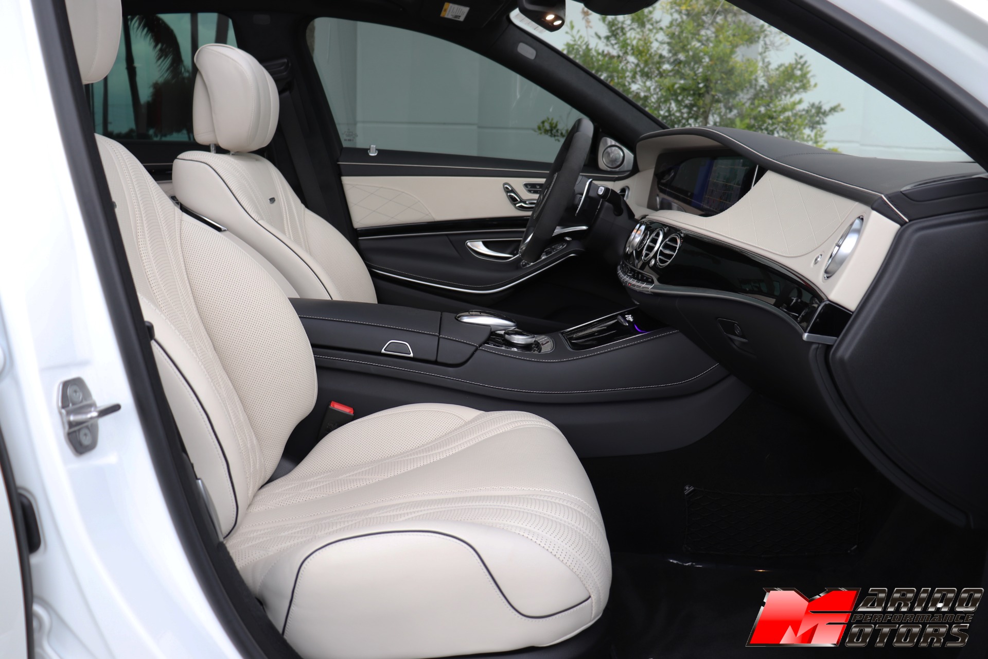 Used-2019-Mercedes-Benz-S-Class-AMG-S-63