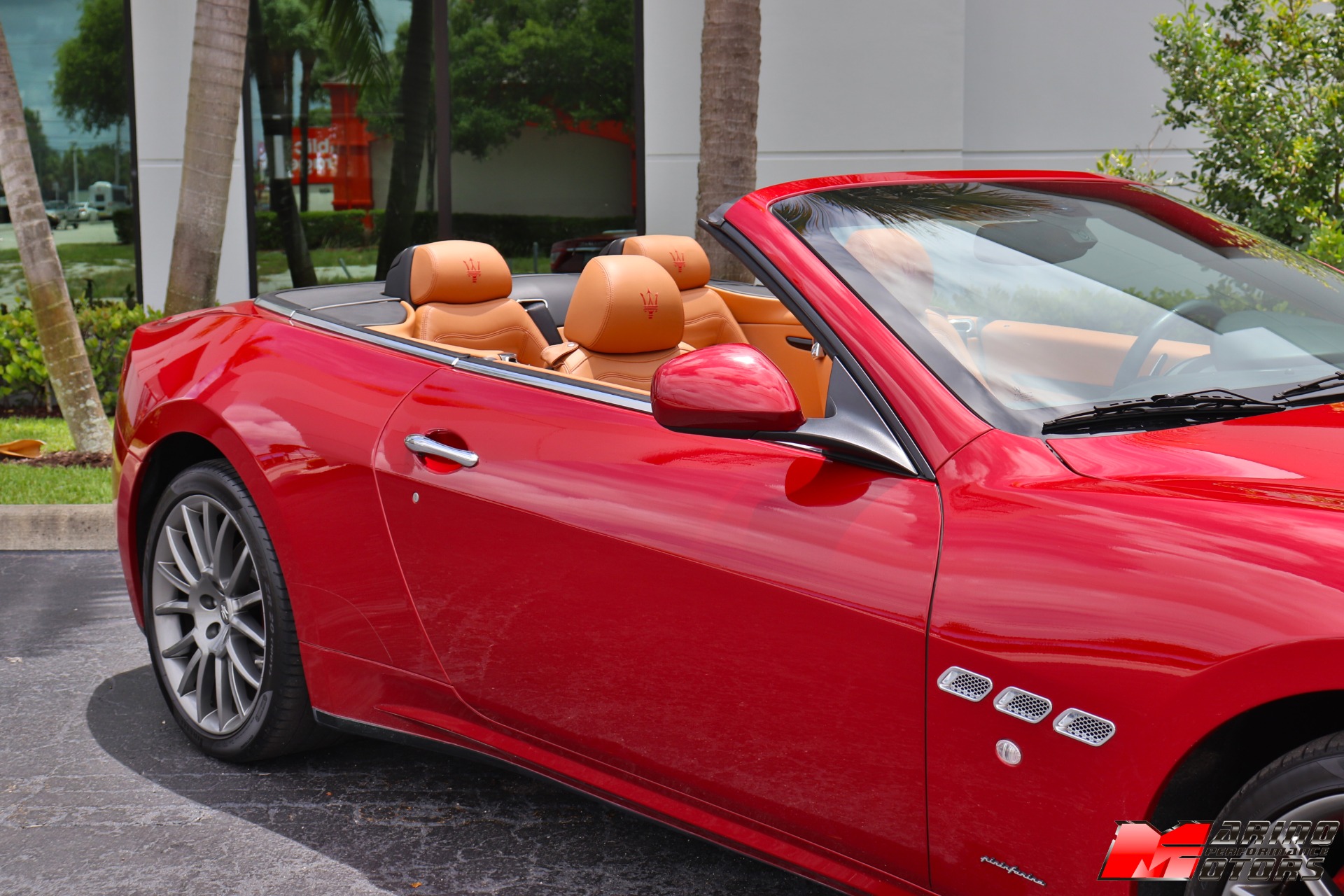 Used-2015-Maserati-GranTurismo