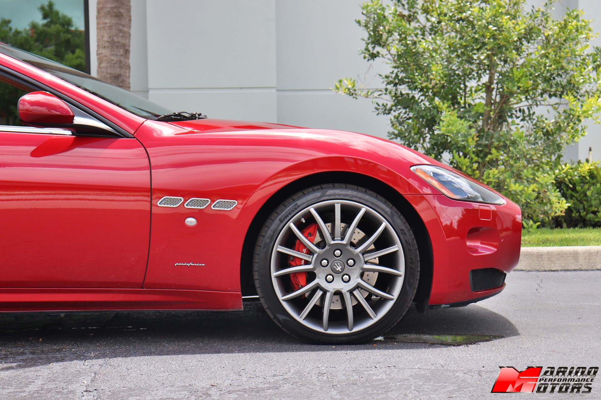 Used-2015-Maserati-GranTurismo